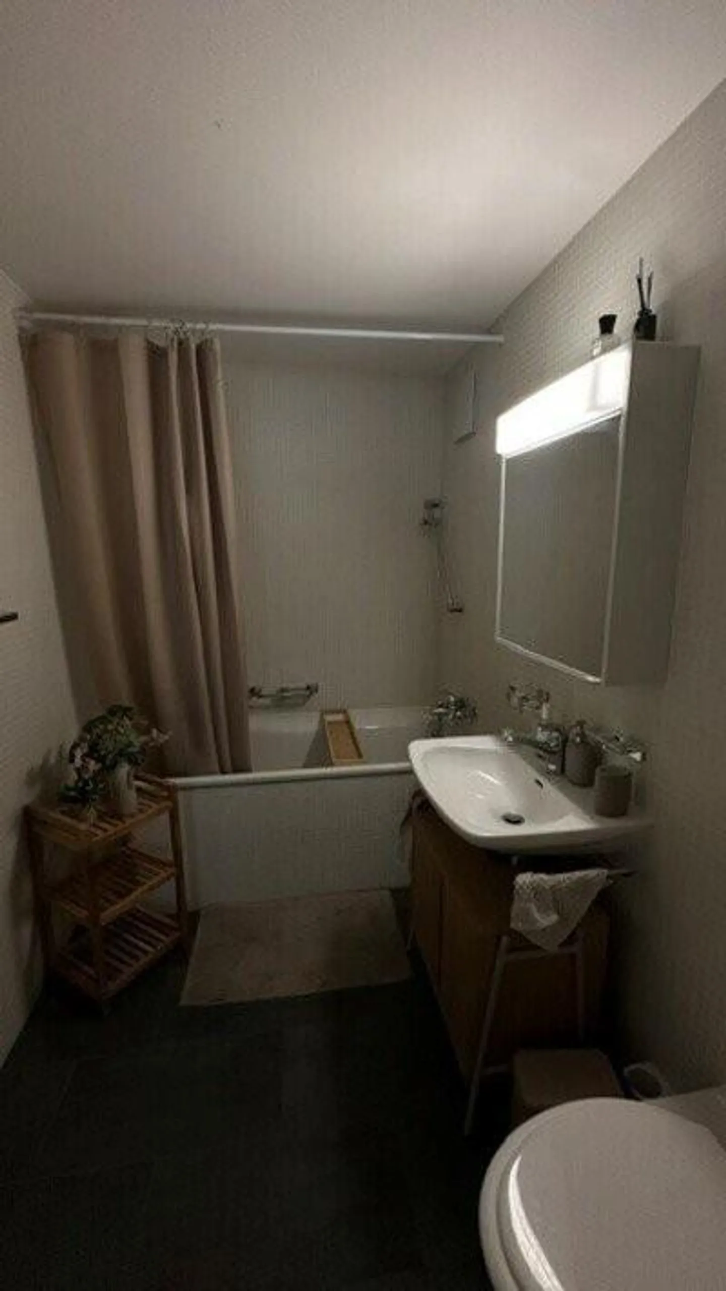 Charmante Wohnung mit Balkon - Foto 6 von 9