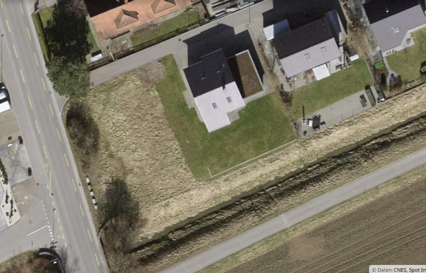 Unobstructed View Location for Detached Single-Family Home or Small Multi-Family Home - Photo 1 of 5