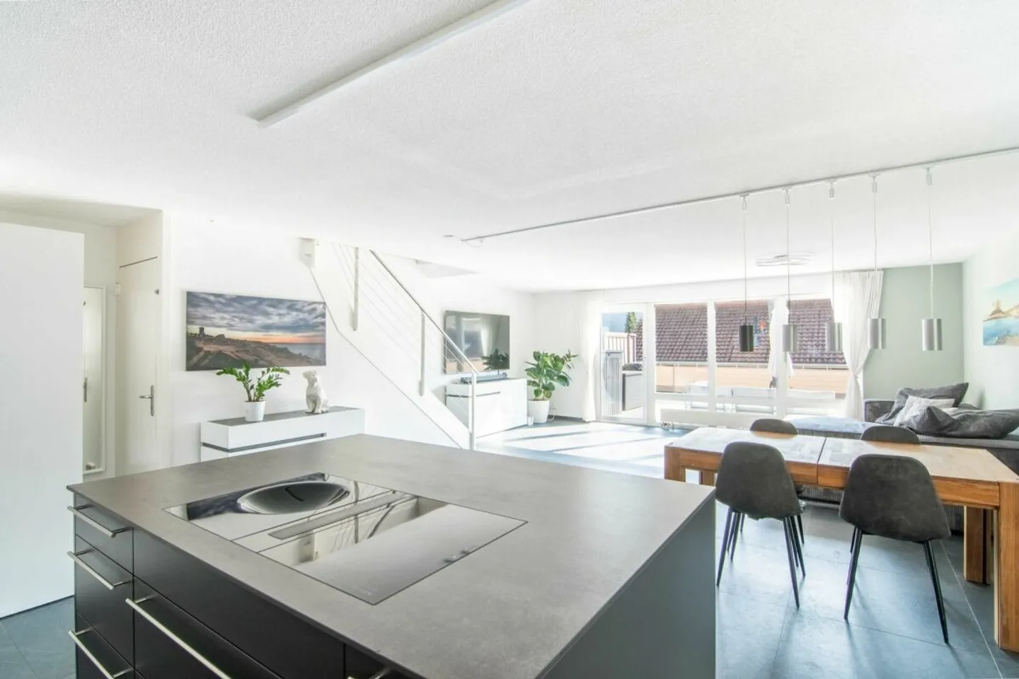 Modern Terrace House in Stettlen - Photo 3 of 26