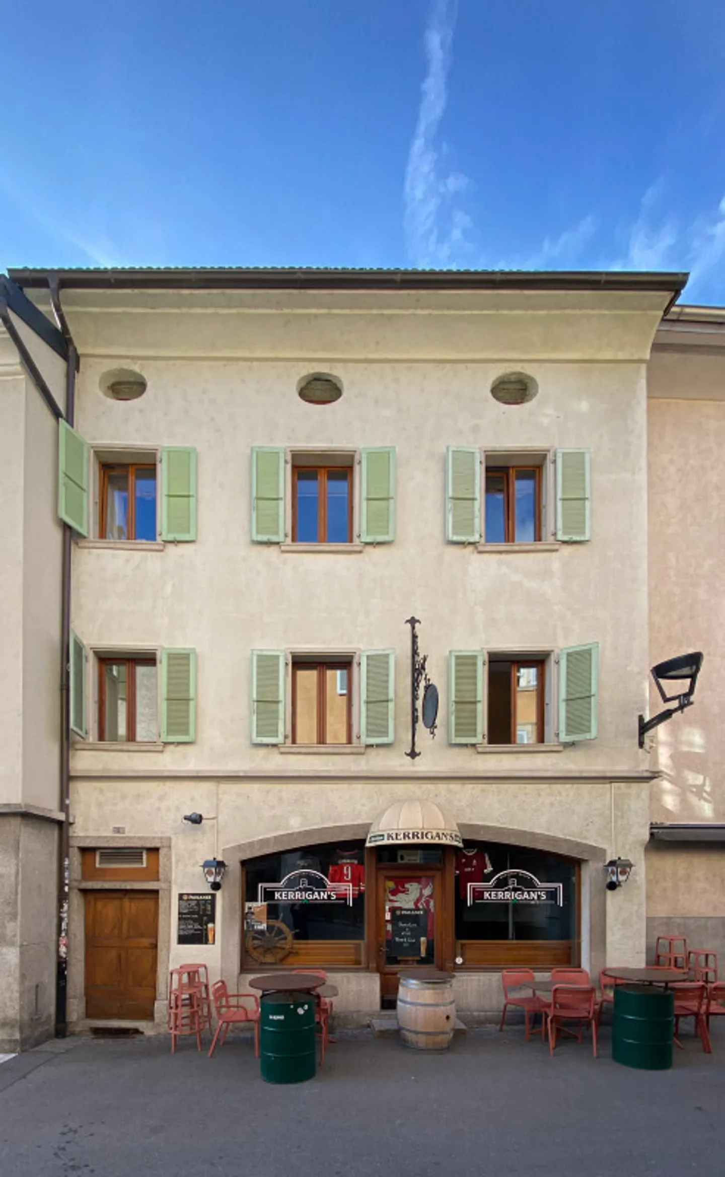 Casa singola in affitto - Foto 1 di 13