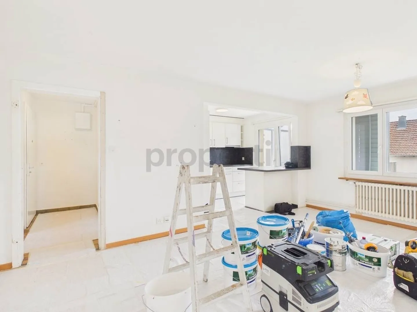 Neu renovierte 4-Zimmer-Wohnung mit Balkon, Embrach - Foto 1 di 7