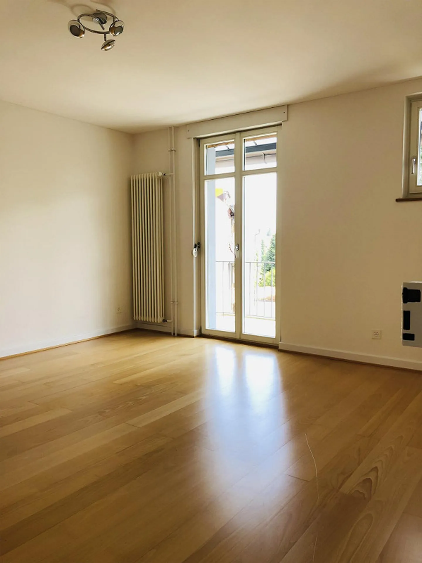 Old building apartment with herringbone parquet (to ownership standard) - Photo 11 of 15