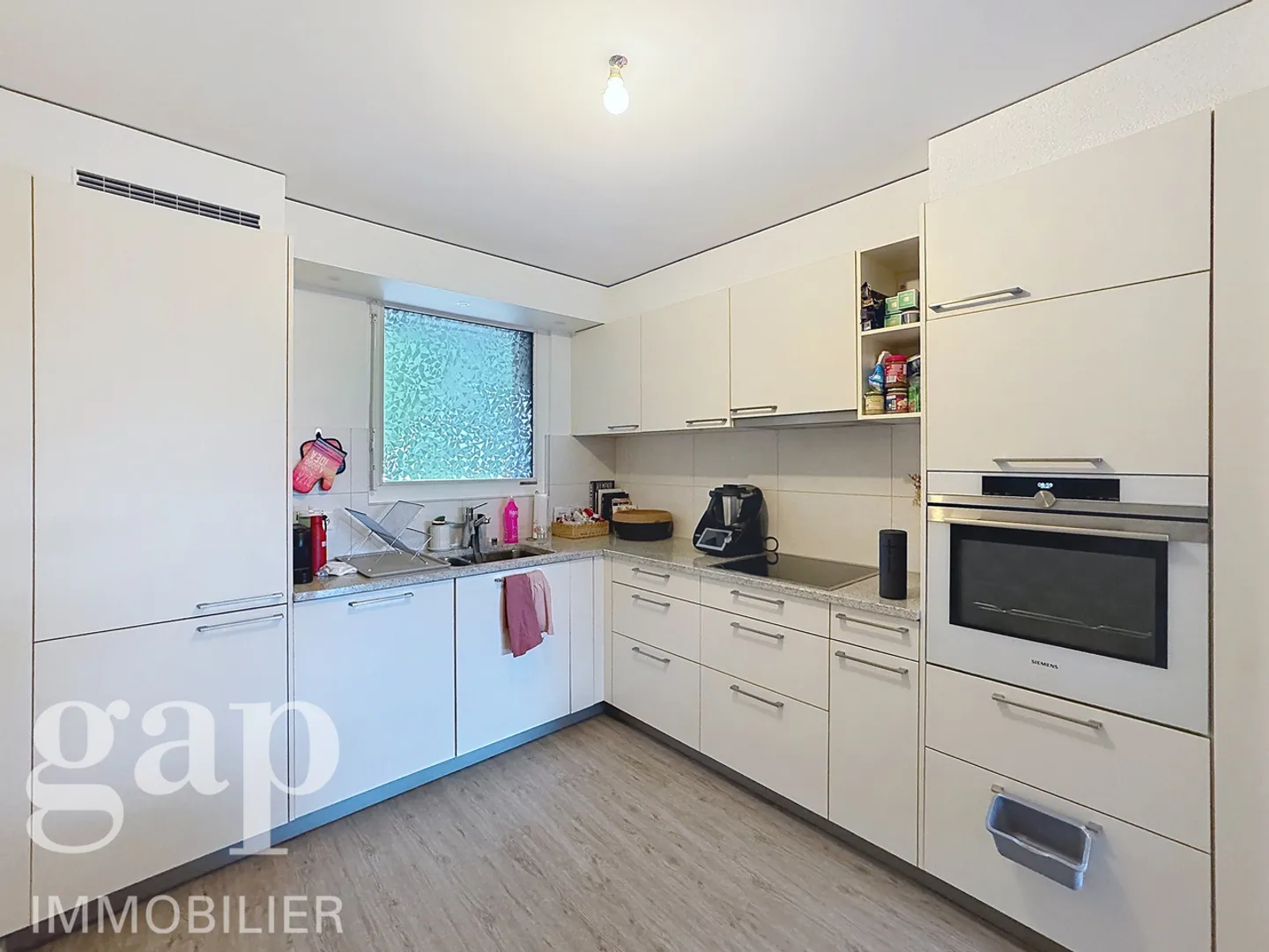 Appartamento 2.5 locali - Foto 3 di 9