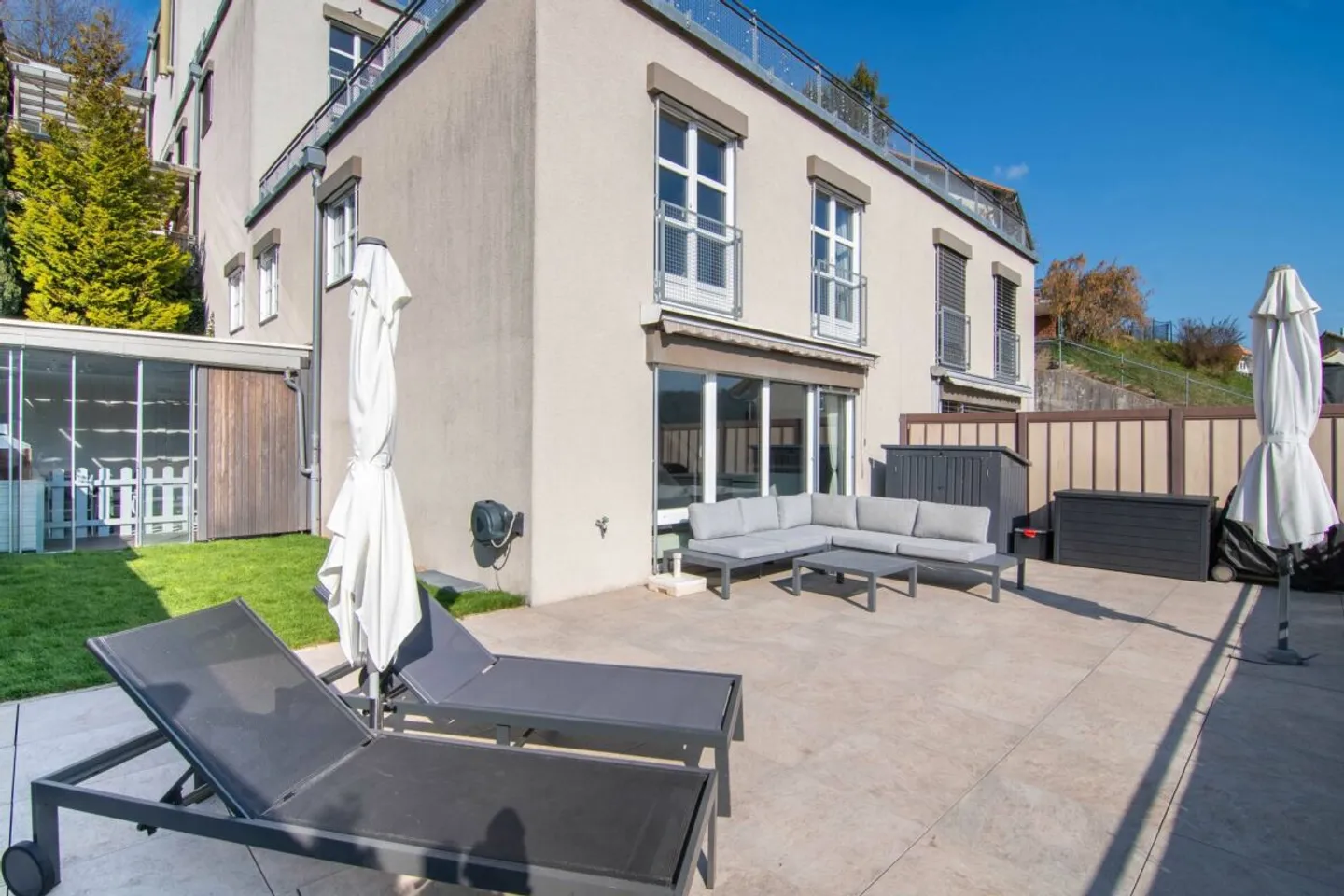 Modern Terrace House in Stettlen - Photo 17 of 26