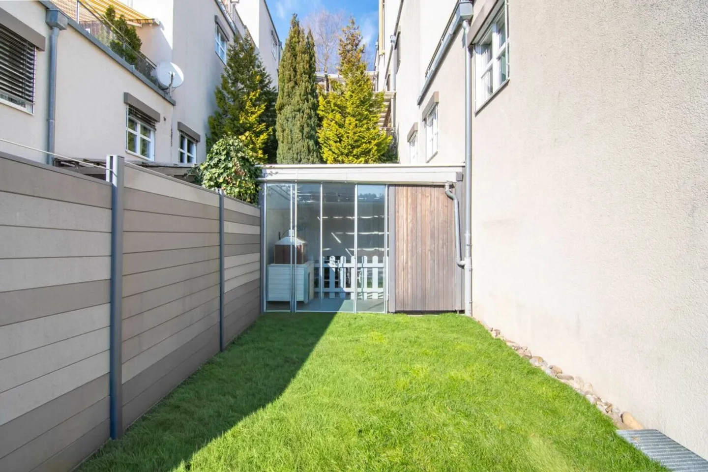 Modern Terrace House in Stettlen - Photo 19 of 26