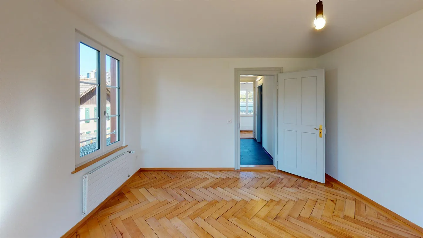 Charming 5.5-Room Single-Family House with Garden in Muri near Bern - Photo 13 of 17