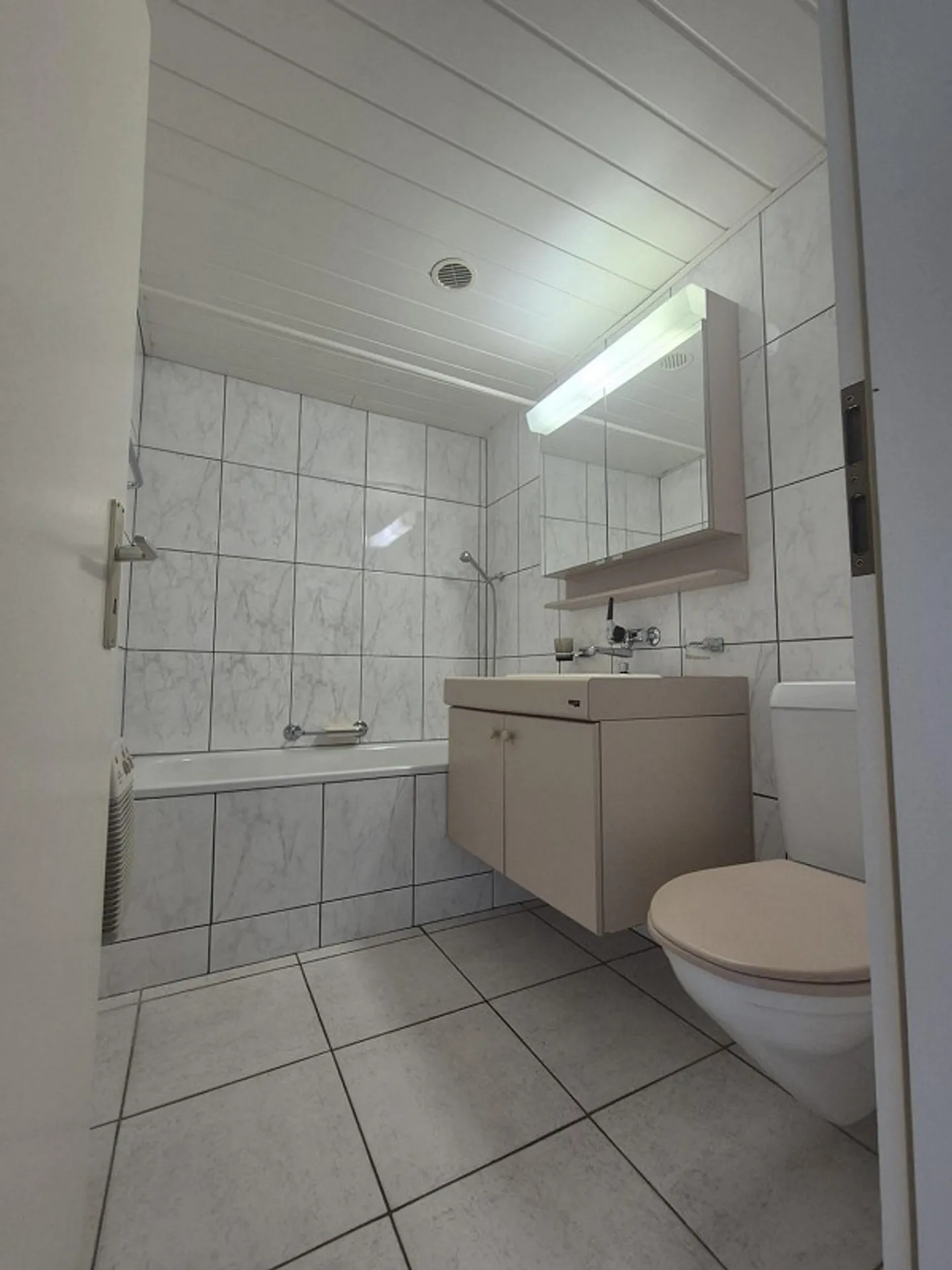 2-Zimmerwohnung in der Nähe zum Stadtzentrum - Foto 7 von 9