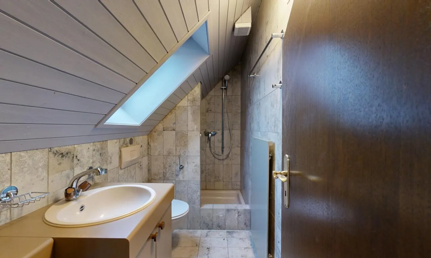 Charming 3.5-room duplex apartment with a view of greenery - Photo 7 of 12