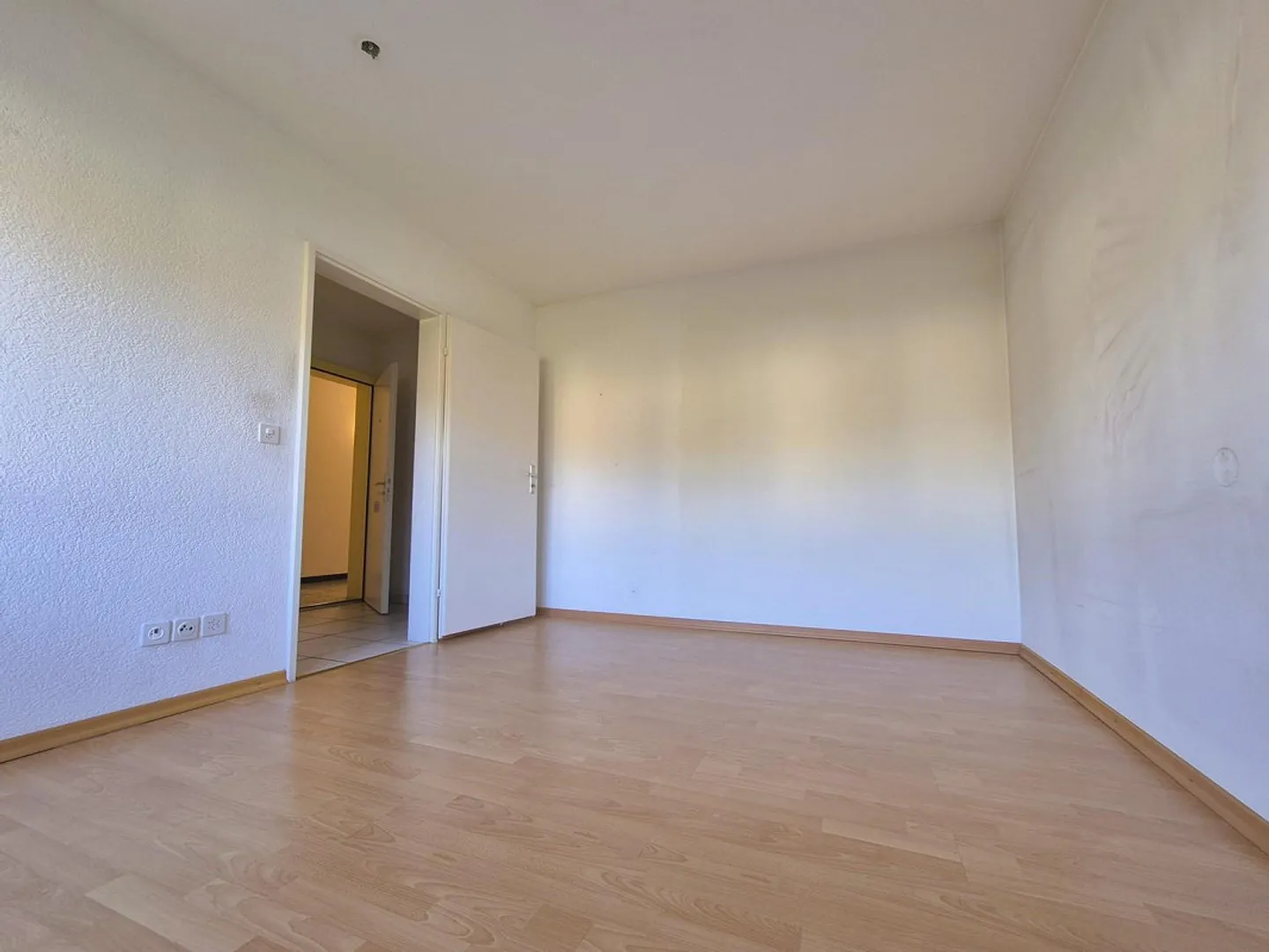 2-Zimmerwohnung in der Nähe zum Stadtzentrum - Foto 3 von 9