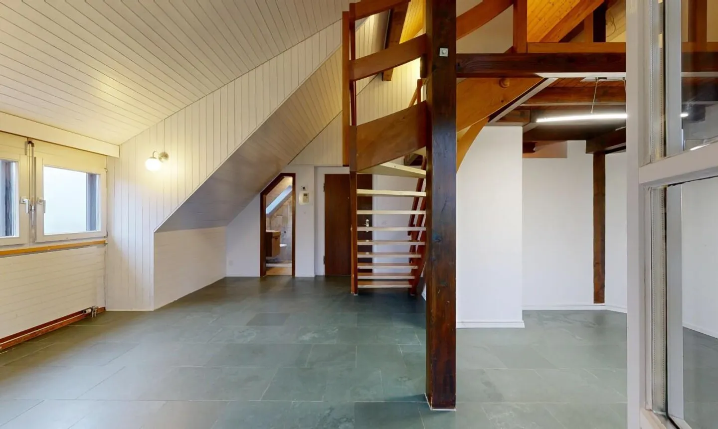 Charming 3.5-room duplex apartment with a view of greenery - Photo 5 of 12