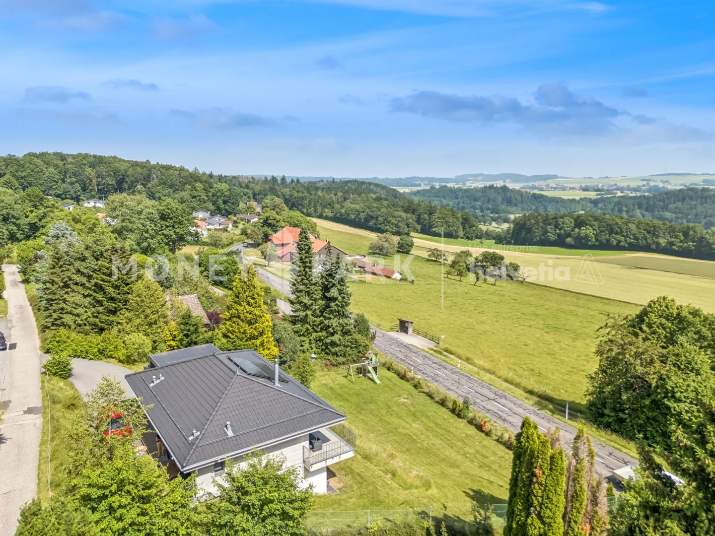 Bella villa in una zona tranquilla vicino alla natura - Foto 1 di 13