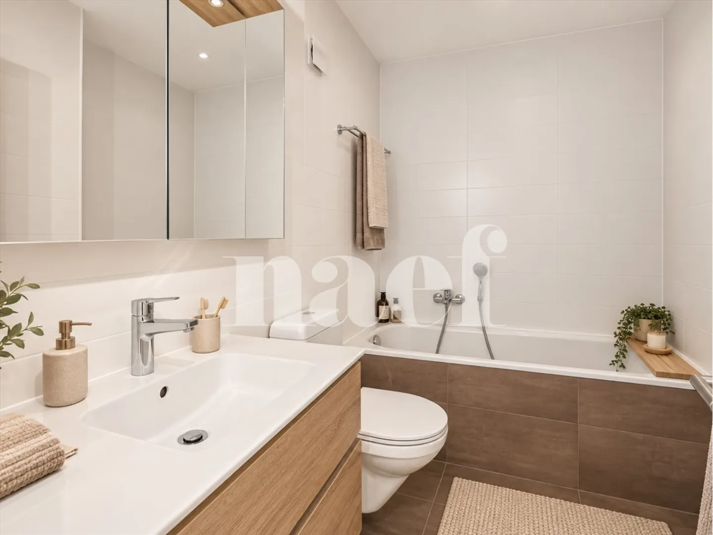 4.5 room renovated in a beautiful building - Photo 6 of 12