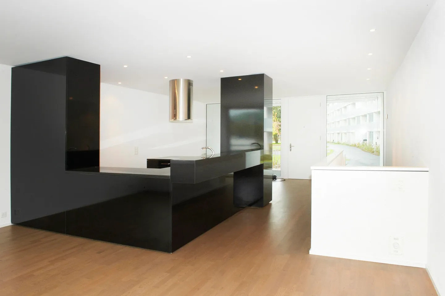 Appartement en maisonette avec vue sur le château de Lenzburg - Photo 2 sur 6