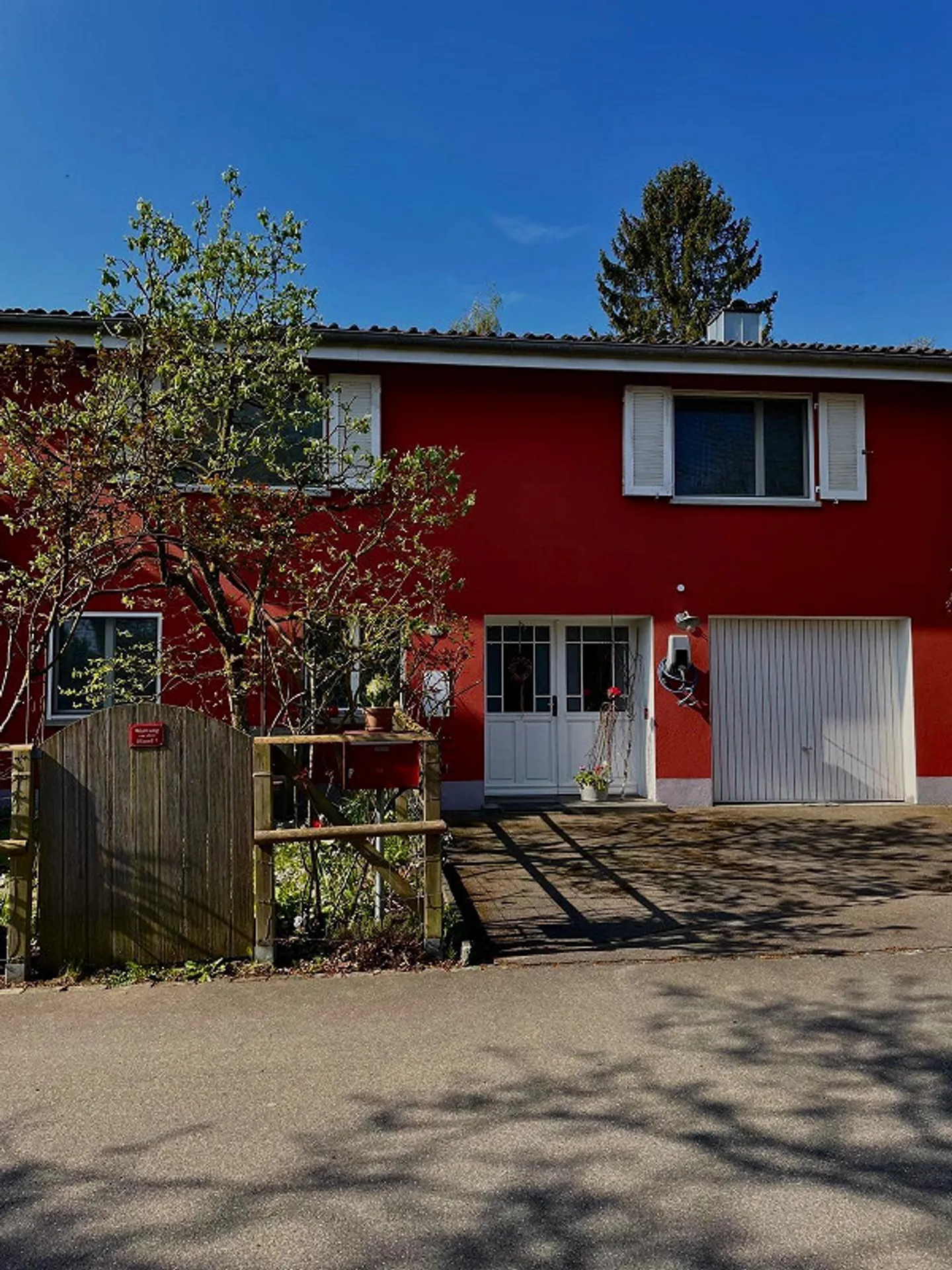 7 1/2-Room Single Family Home with Building Land - Photo 2 of 8