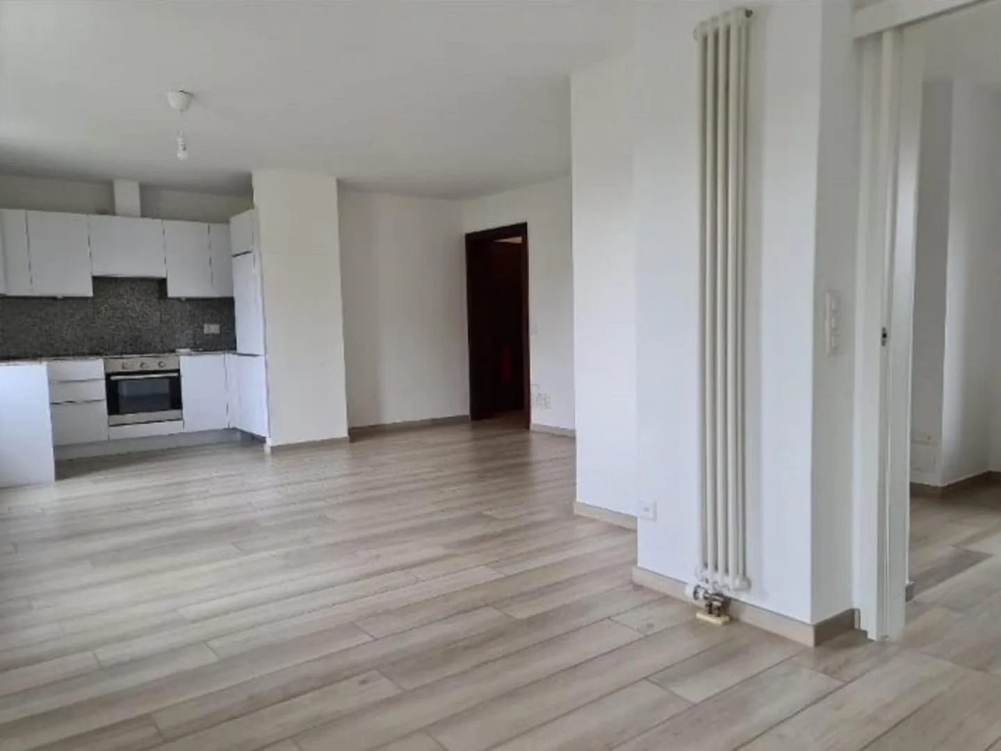 PENTHOUSE AVEC VUE PRÈS DU CENTRE - Photo 1 sur 12