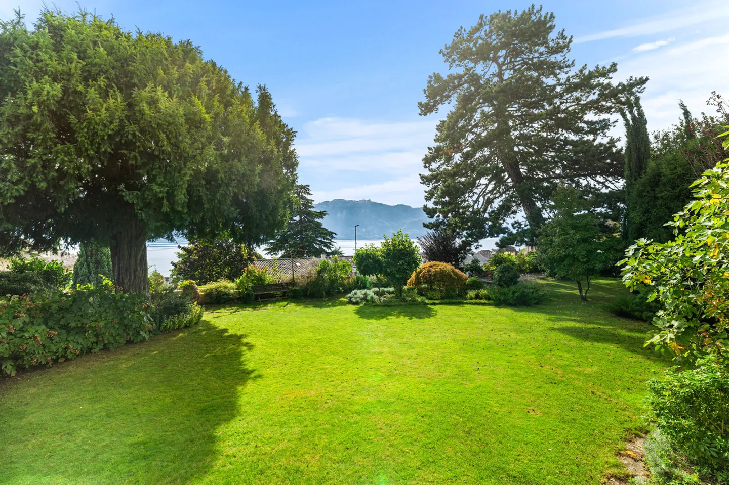 Wunderschönes Anwesen aus dem 18. Jahrhundert im Herzen von Corseaux mit Seeblick - Foto 6 von 23