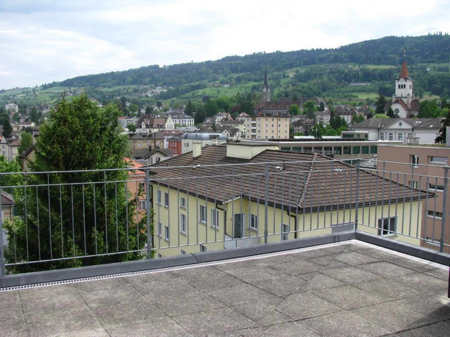 Appartamento 5,5 locali con terrazza sul tetto vicino al lago - Foto 10 di 13