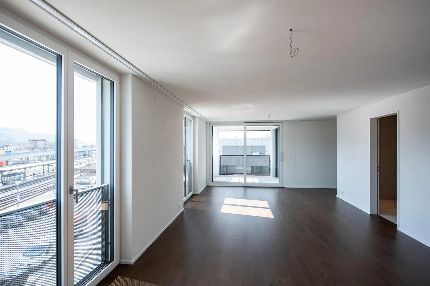 3.5 Room Apartment - Photo 6 of 13