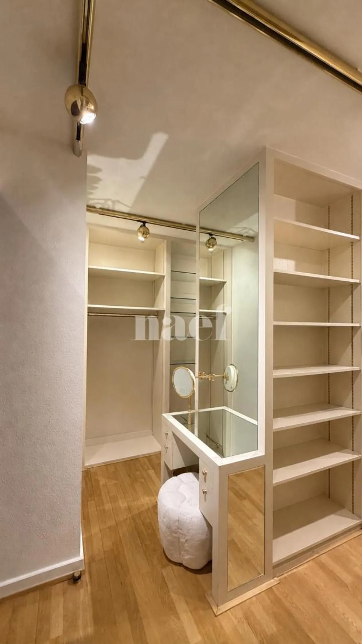 6.5 Room Apartment - Photo 7 of 9