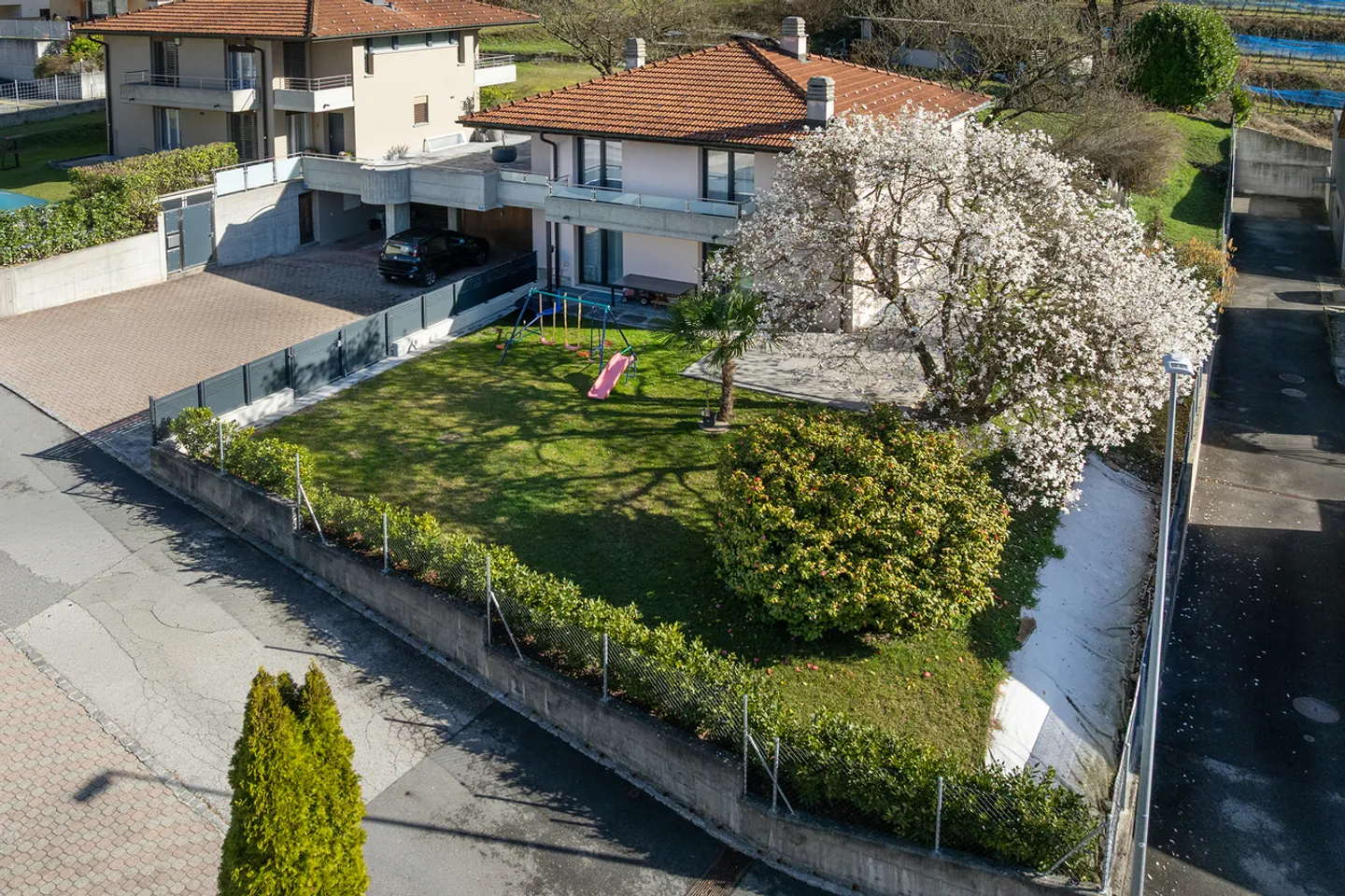 Casa unifamiliare ristrutturata con stile - Foto 6 di 7