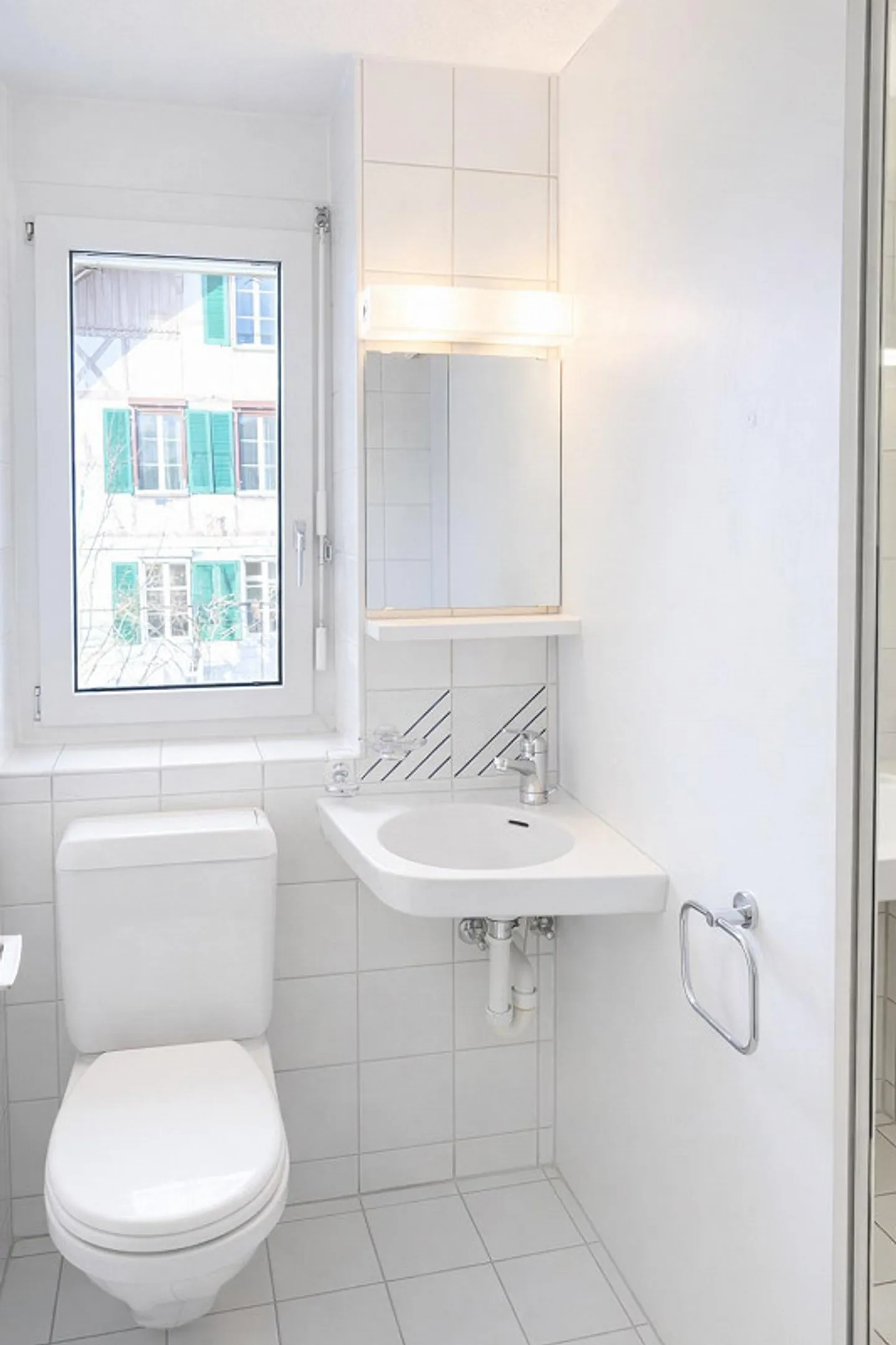 Bright maisonette apartment with gallery and balcony in the green - Photo 6 of 15