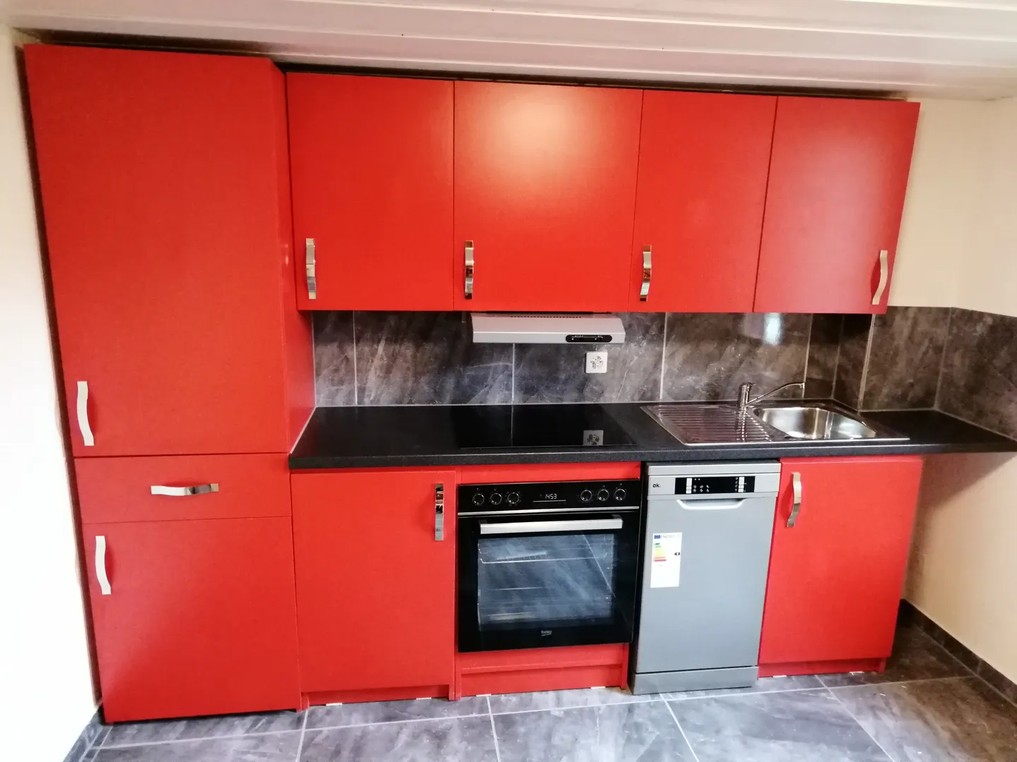 Charming 3.5-Room Apartment - Photo 3 of 4