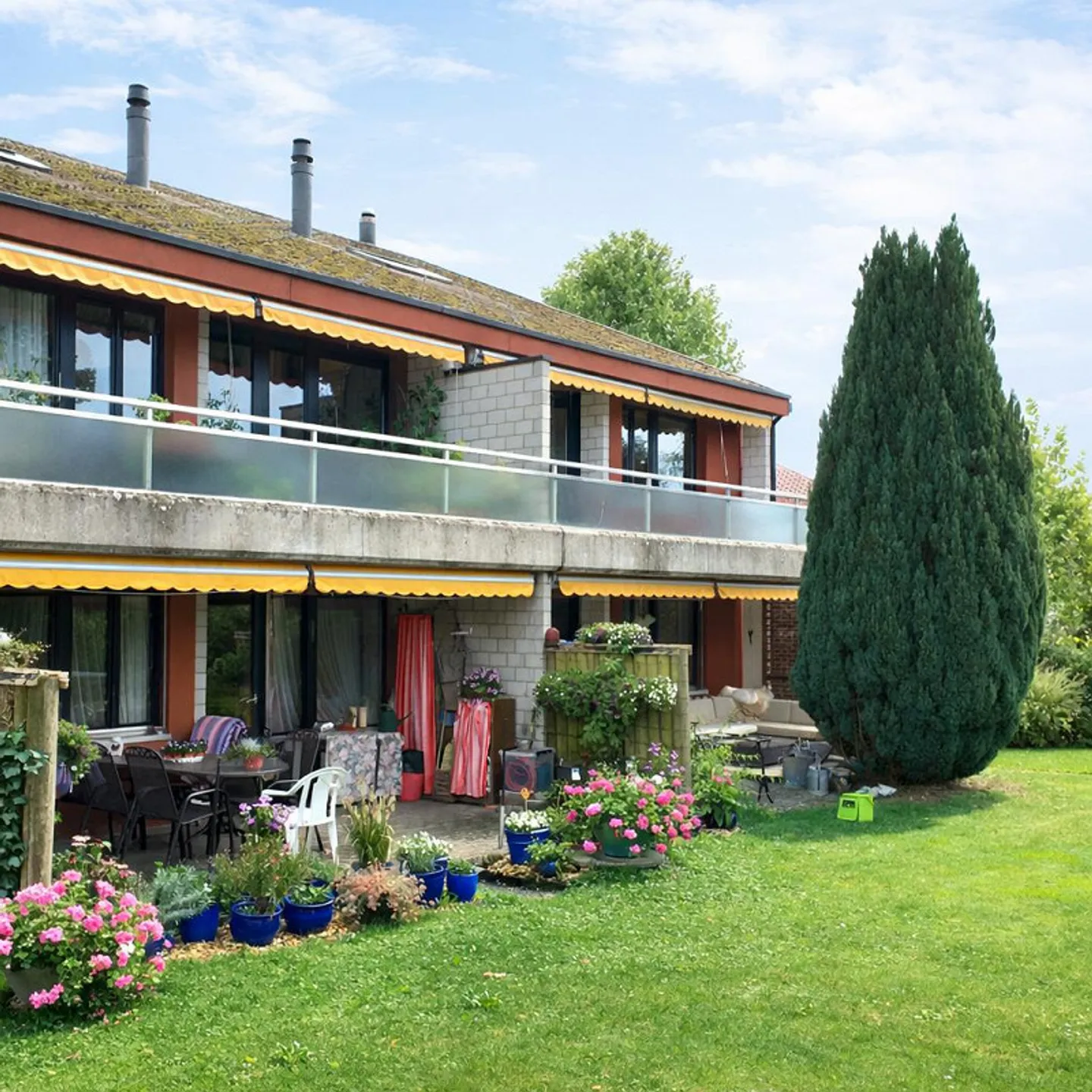 Bright maisonette apartment with gallery and balcony in the green - Photo 14 of 15