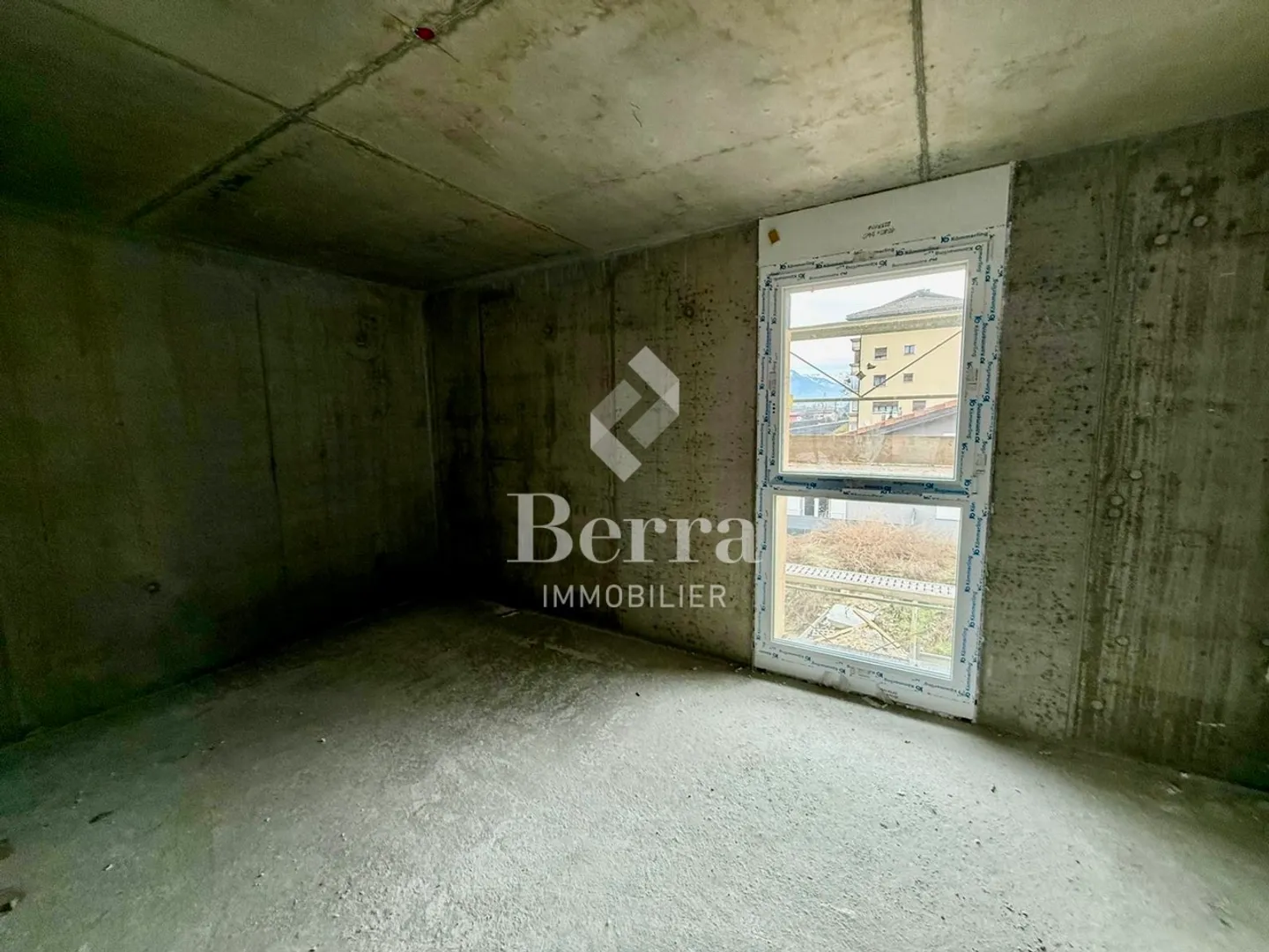 Ampio appartamento in nuovo sviluppo, attrezzature superiori - Foto 9 di 14