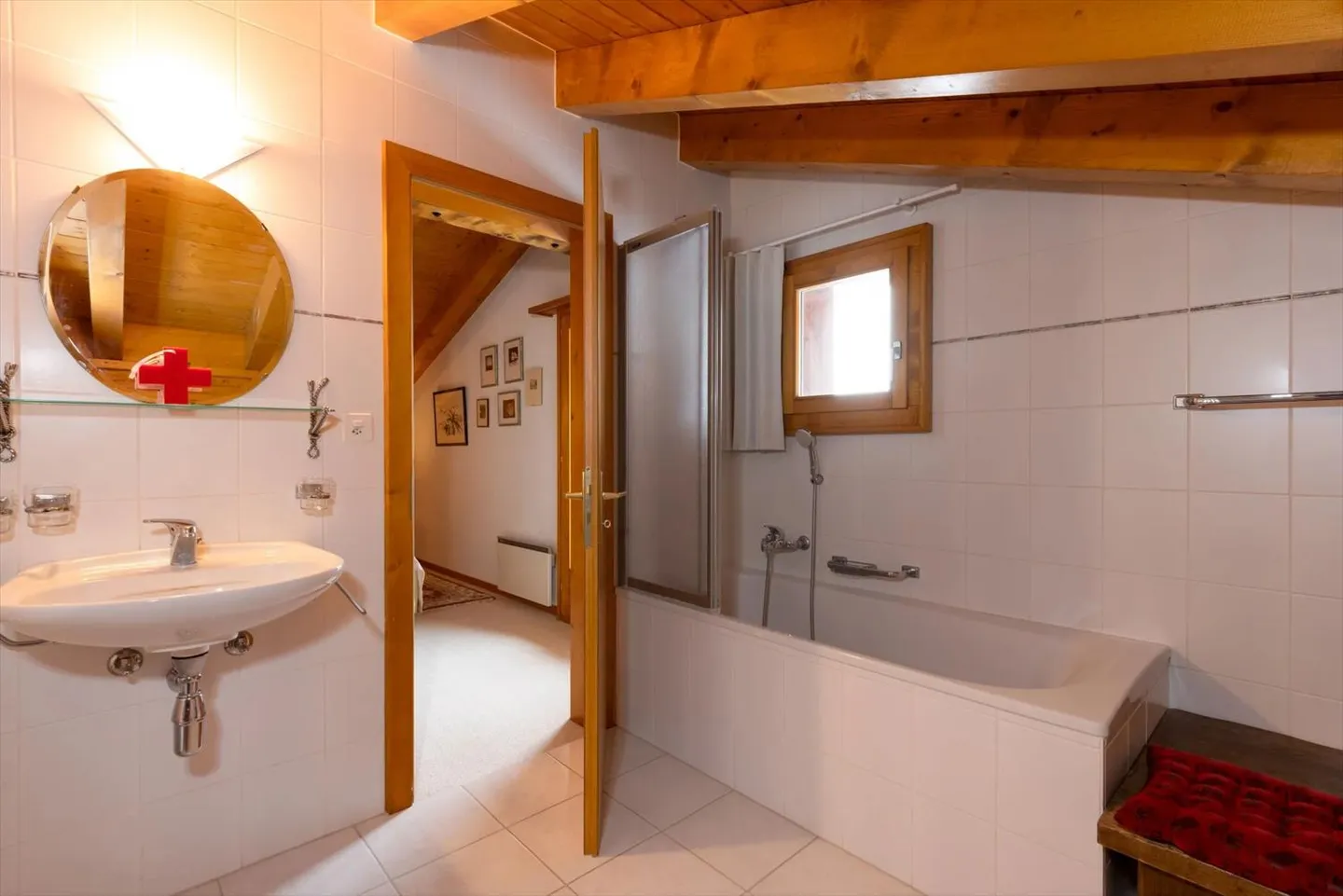 Luxury chalet with breathtaking views! - Photo 9 of 13