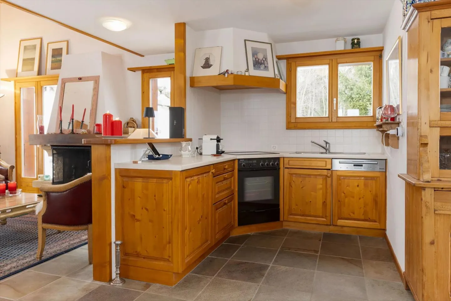 Luxury chalet with breathtaking views! - Photo 6 of 13