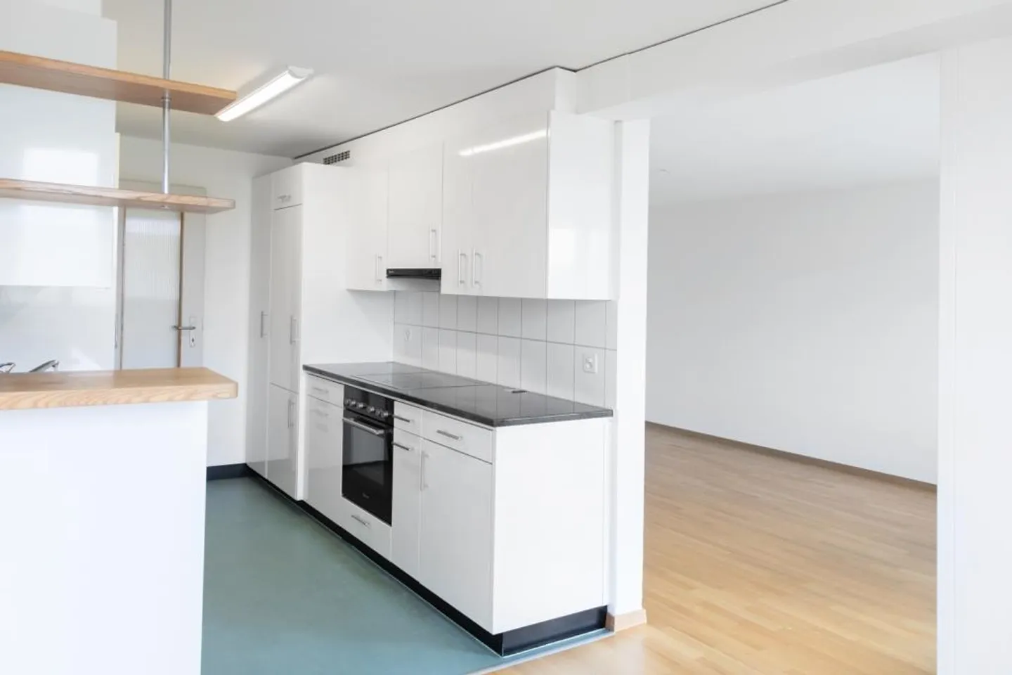 Ampio appartamento di 4,5 stanze - 88m2 in una posizione adatta ai bambini - Foto 2 di 7