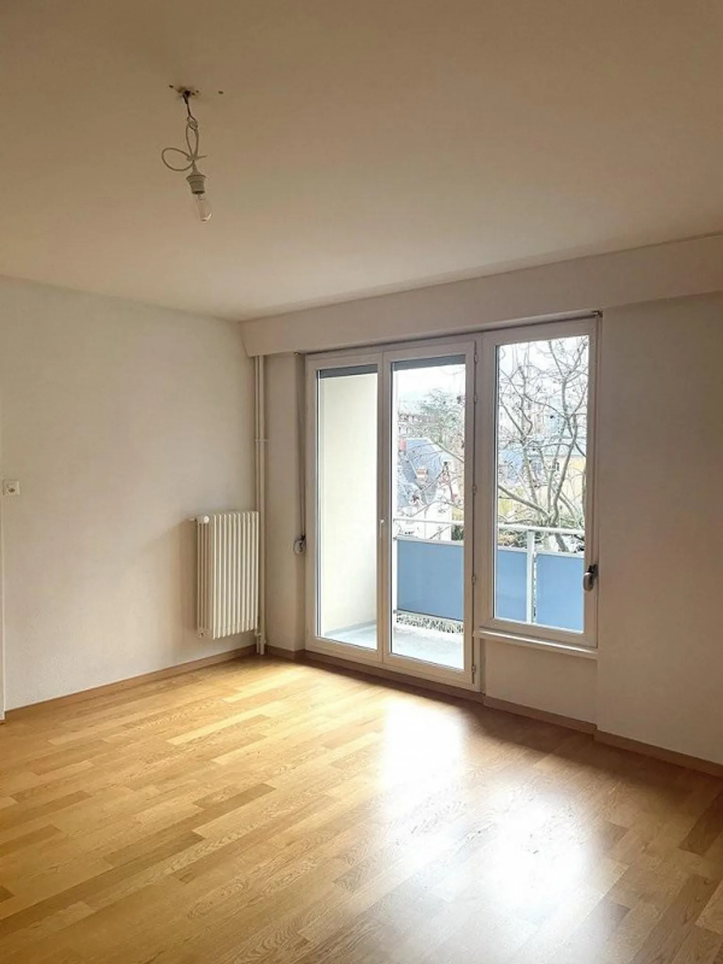 Close to international organizations and airport - Photo 6 of 11