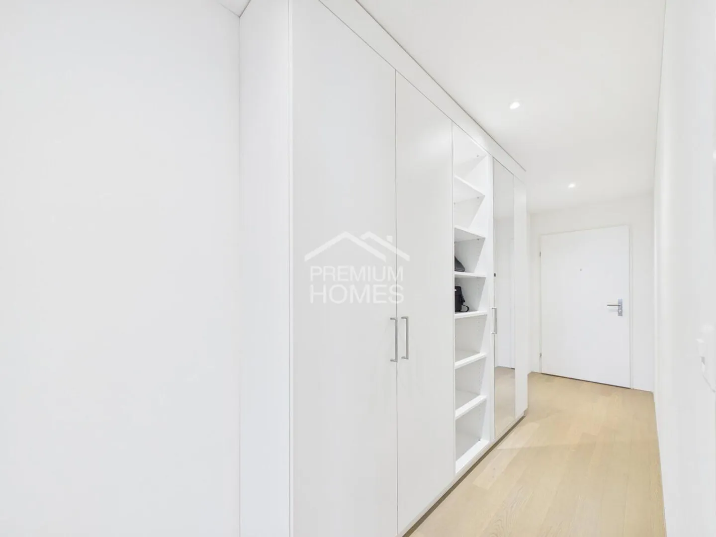 Voll möbliert und bereit zum Einzug - 3,5 Zimmer in Zürich-Affoltern! - Foto 10 von 12
