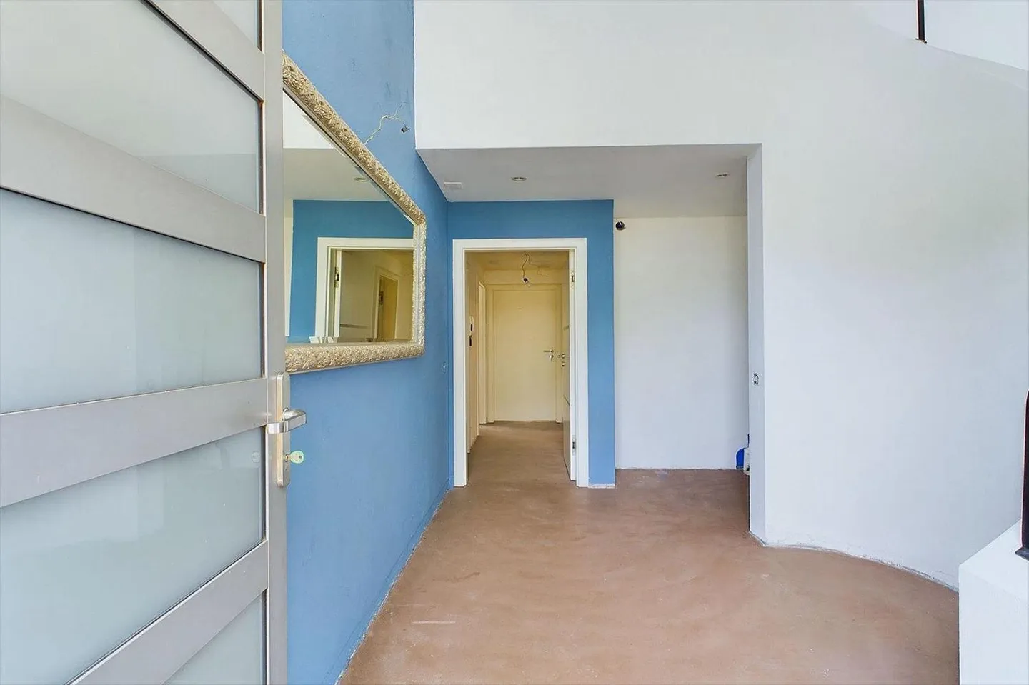 Casa unifamiliare con ufficio separato ideale per famiglie | Einfamilienhaus mit separatem Arbeitszimmer, ideal für Familien - Foto 5 von 10
