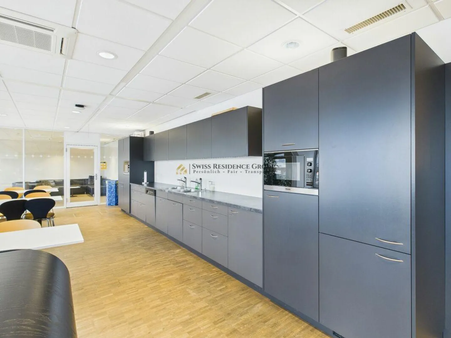 Riedmatt Center - Repräsentative Büroflächen mit optimaler Infrastr... - Foto 16 von 24