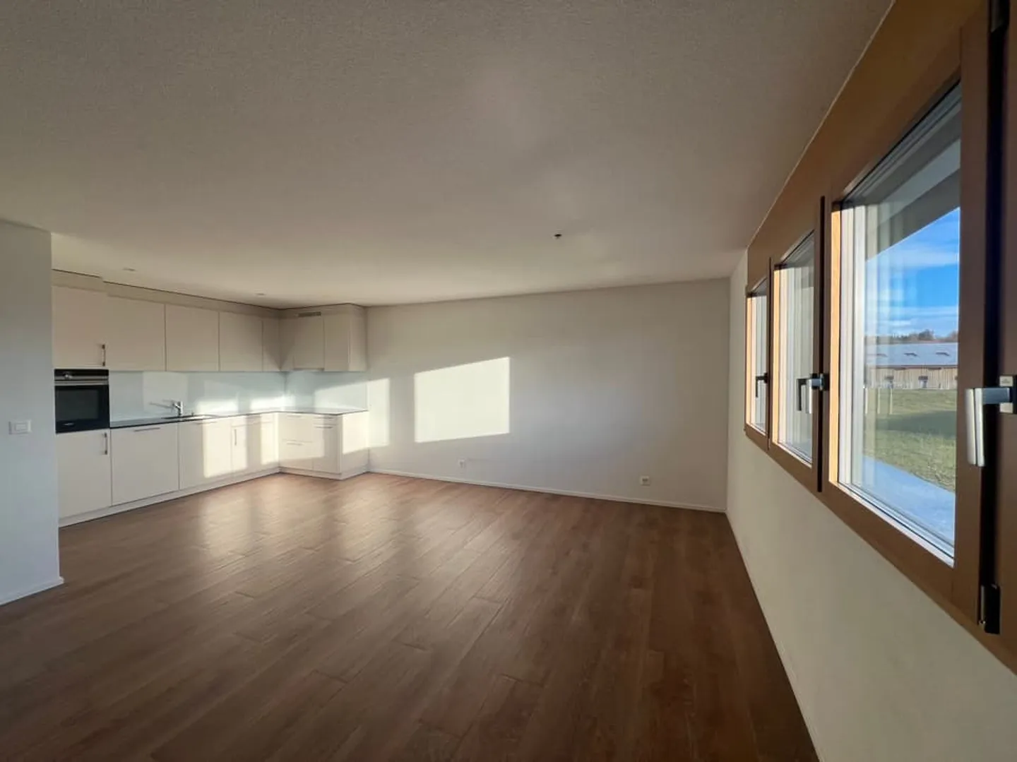 Große 3,5-Zimmer-Wohnung zu vermieten - Mézières (FR) - Foto 3 von 9