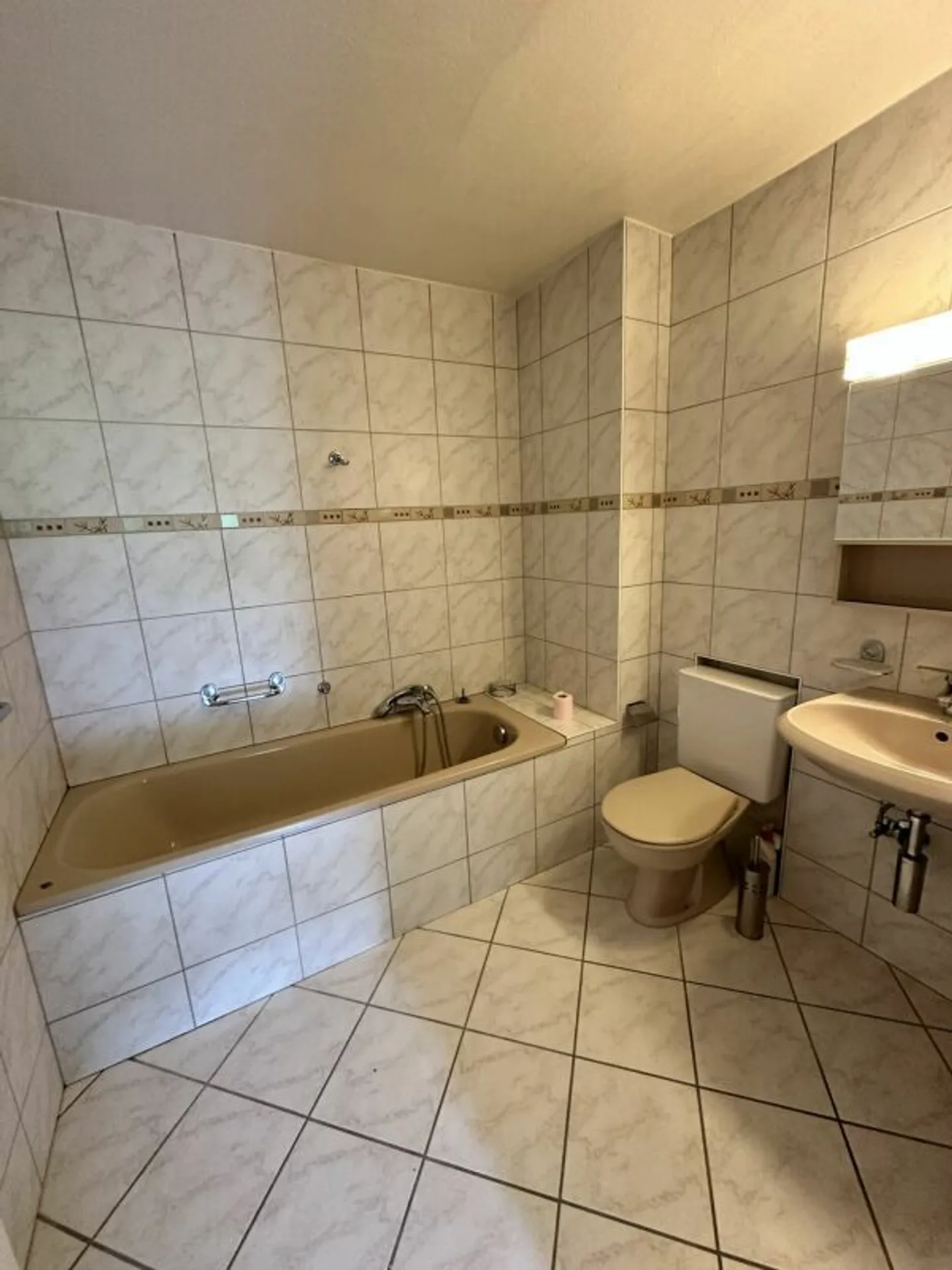 Appartamento in affitto - Foto 6 di 9