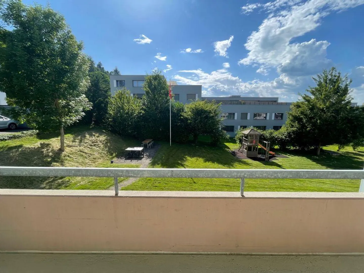 Helles Apartment in ruhiger Lage - Foto 10 von 10