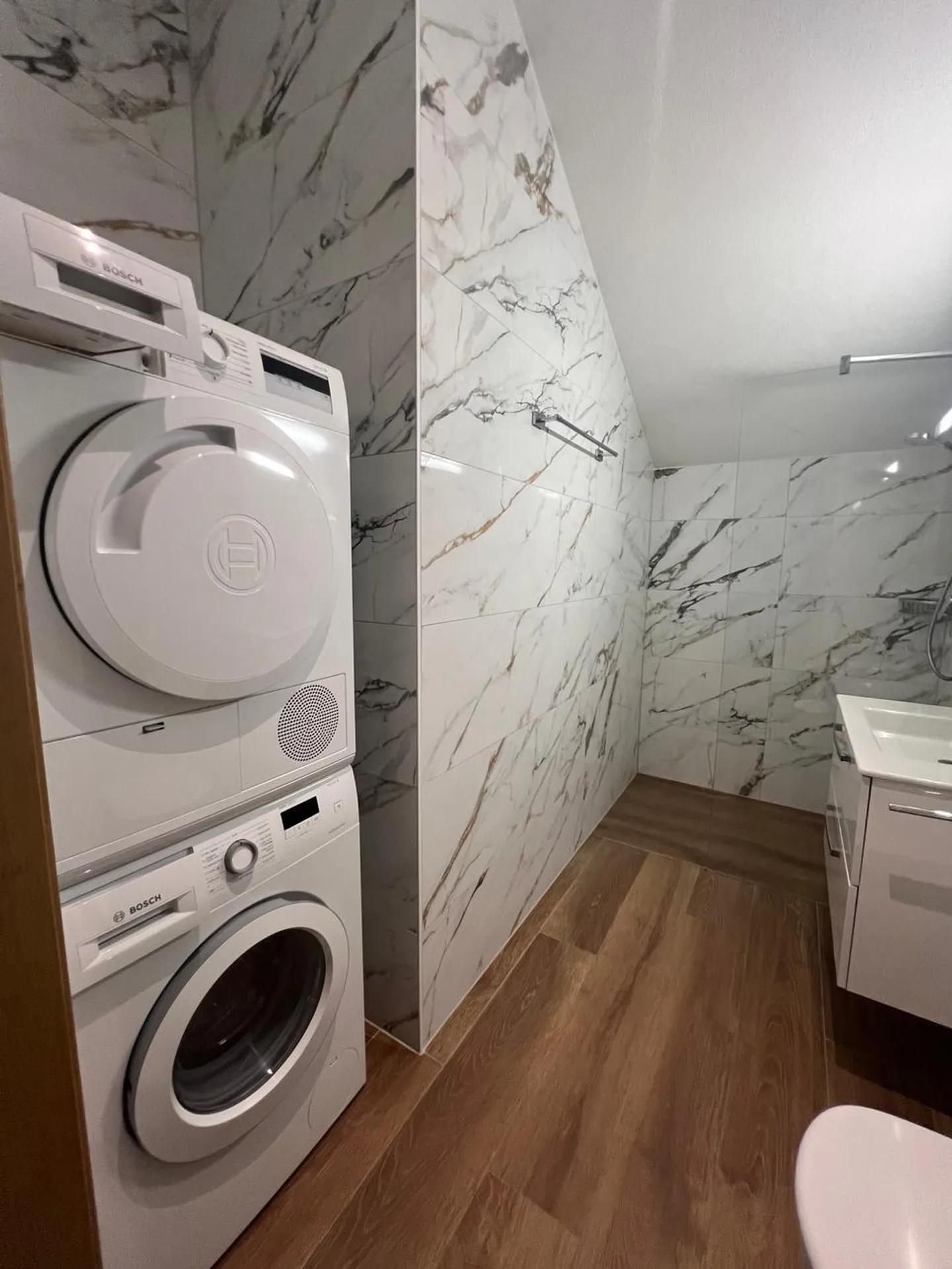 Große 3,5-Zimmer-Wohnung zu vermieten - Mézières (FR) - Foto 7 von 9