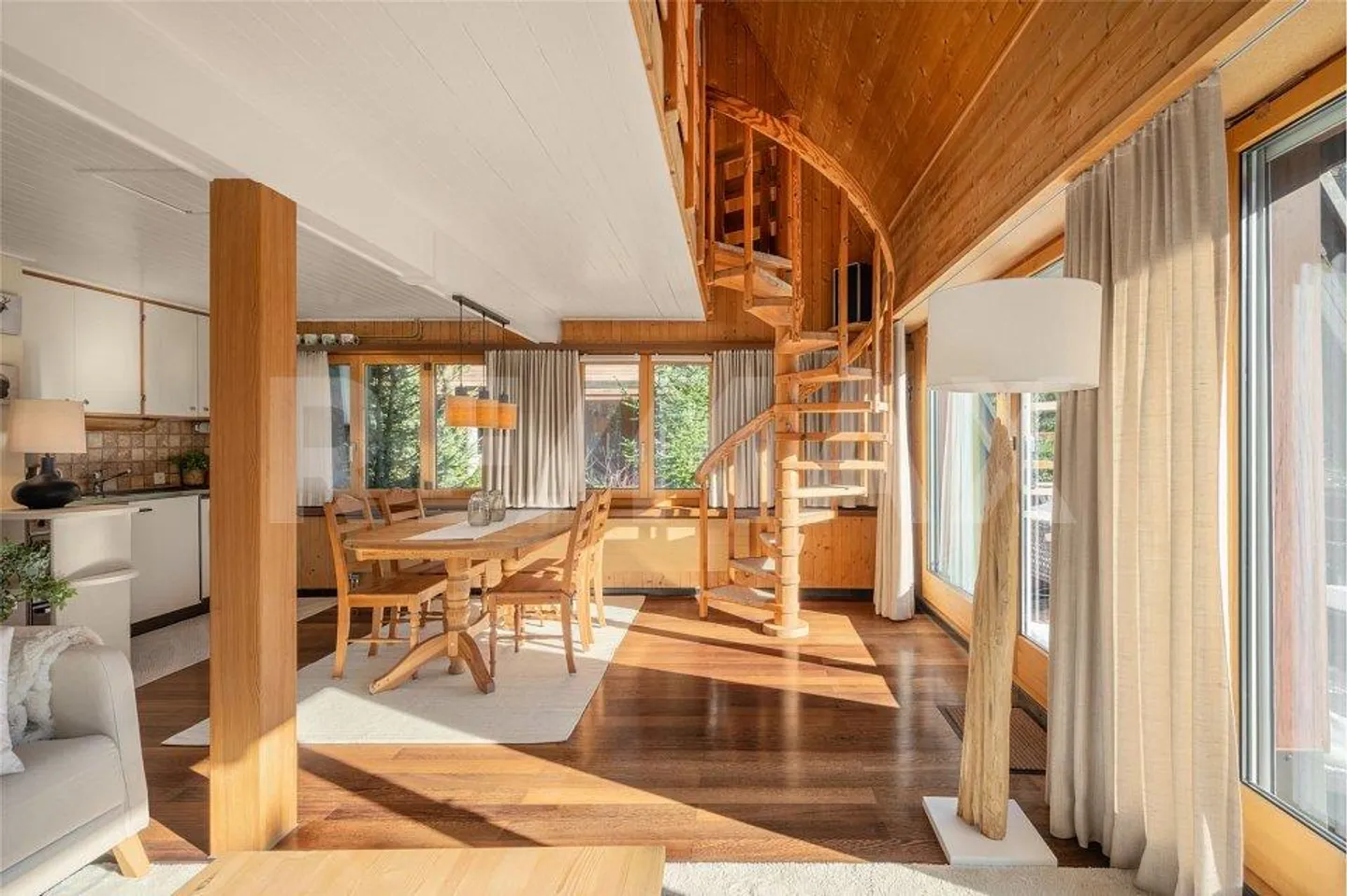 Schmuckes Ferienhaus an begehrtester Lage - Foto 12 von 13