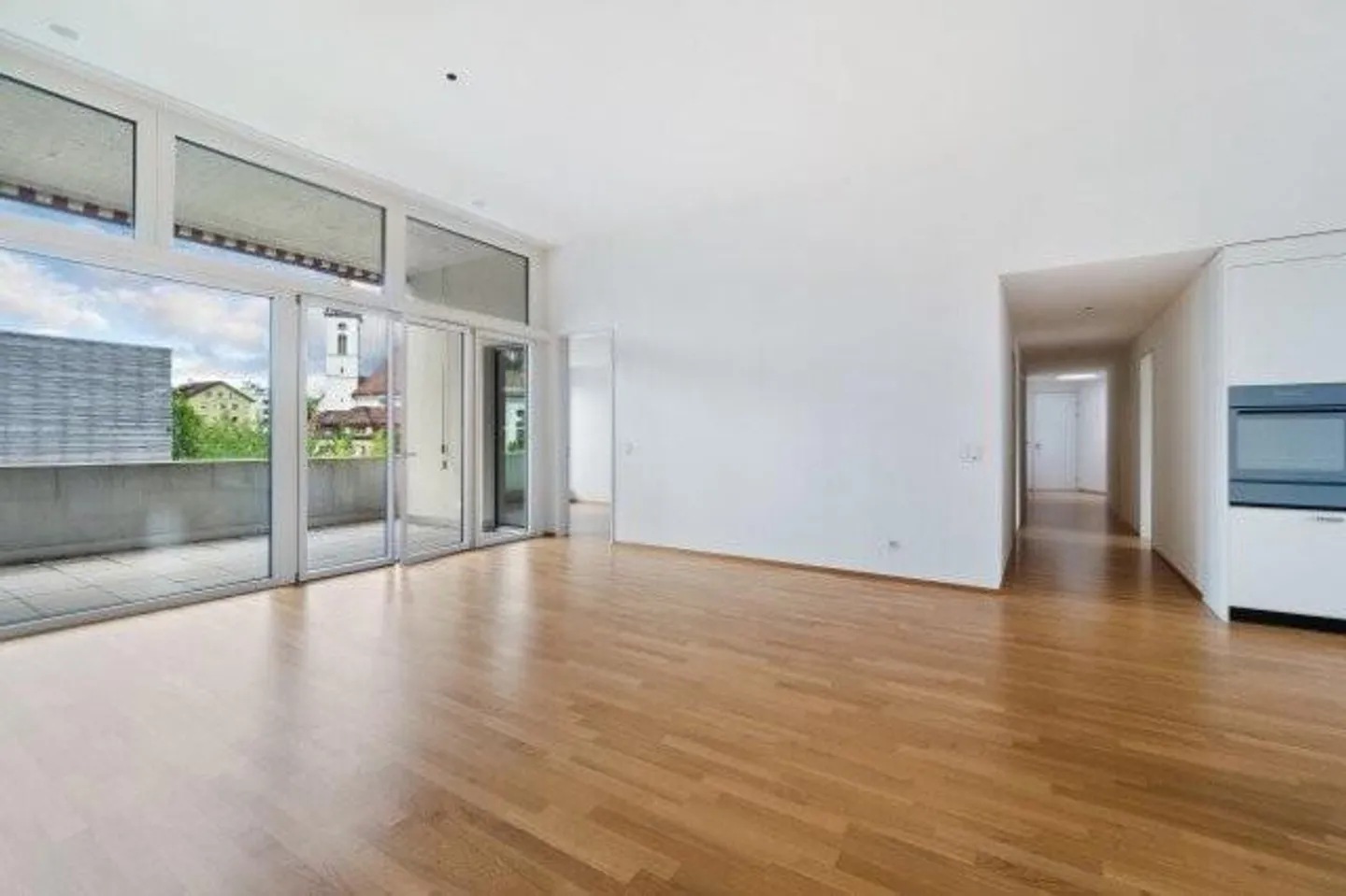 AFFITTARE SENZA CAUZIONE - Spazio abitativo moderno in un tranquillo quartiere centrale - Foto 5 di 9