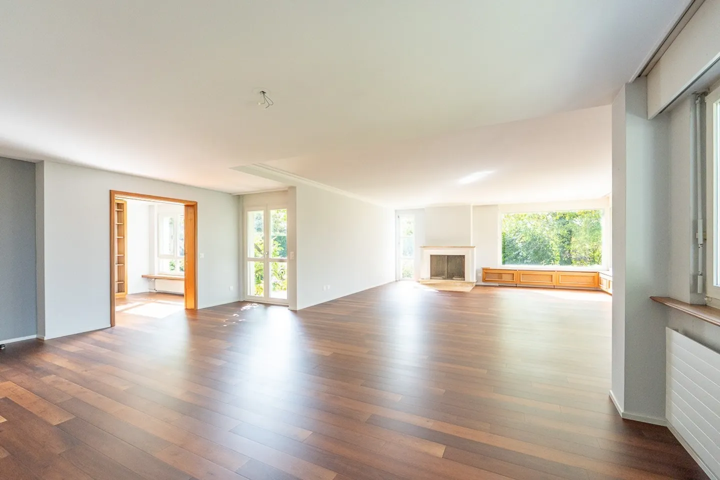 Detached single-family house with garden - Photo 10 of 12