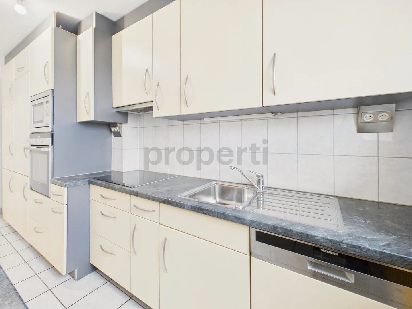 «Charmante 3.5-Zimmer Wohnung mit Balkon in Büren an der Aare» - Foto 4 von 9