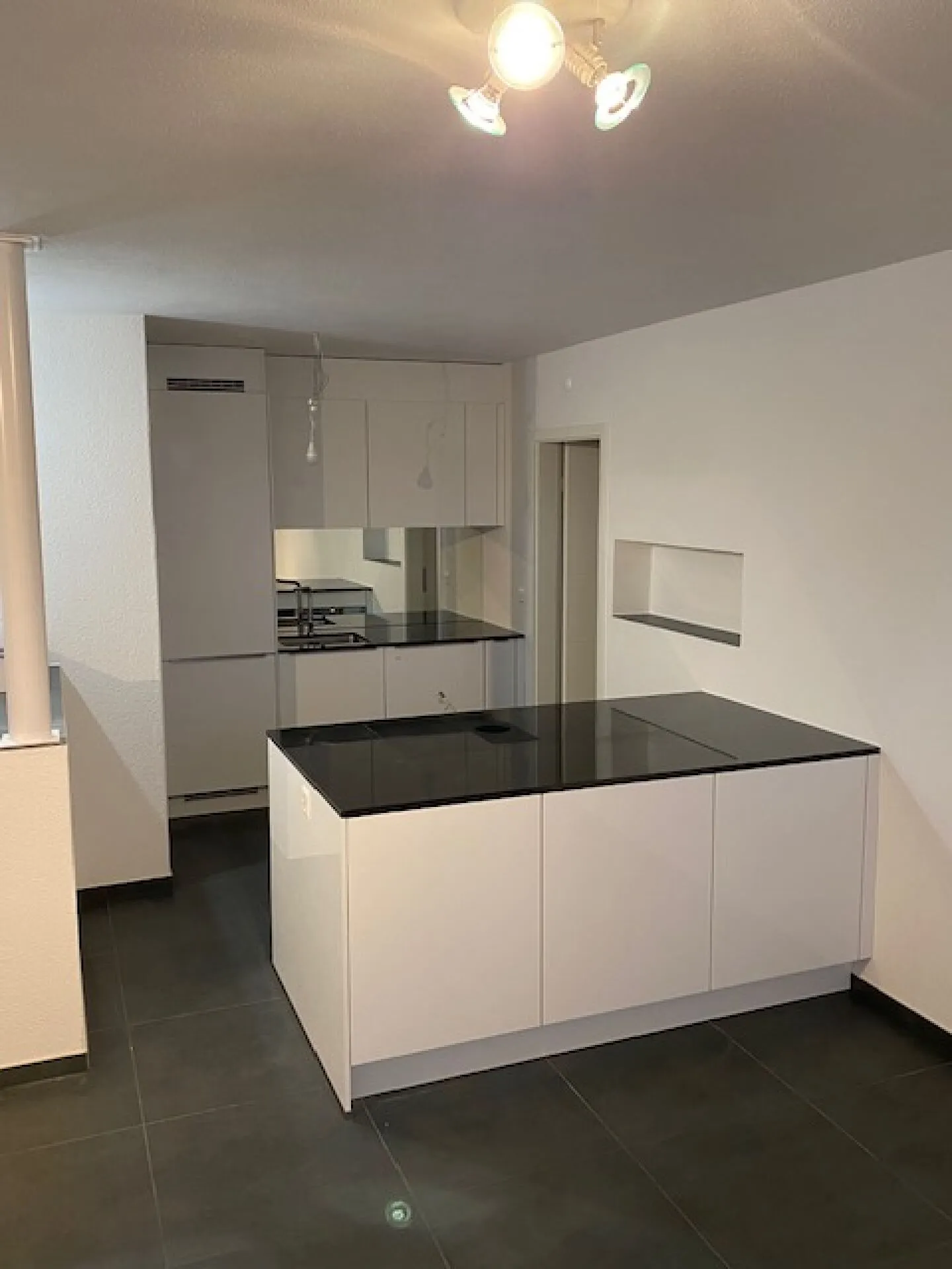 7-room maisonette apartment - Photo 1 of 6