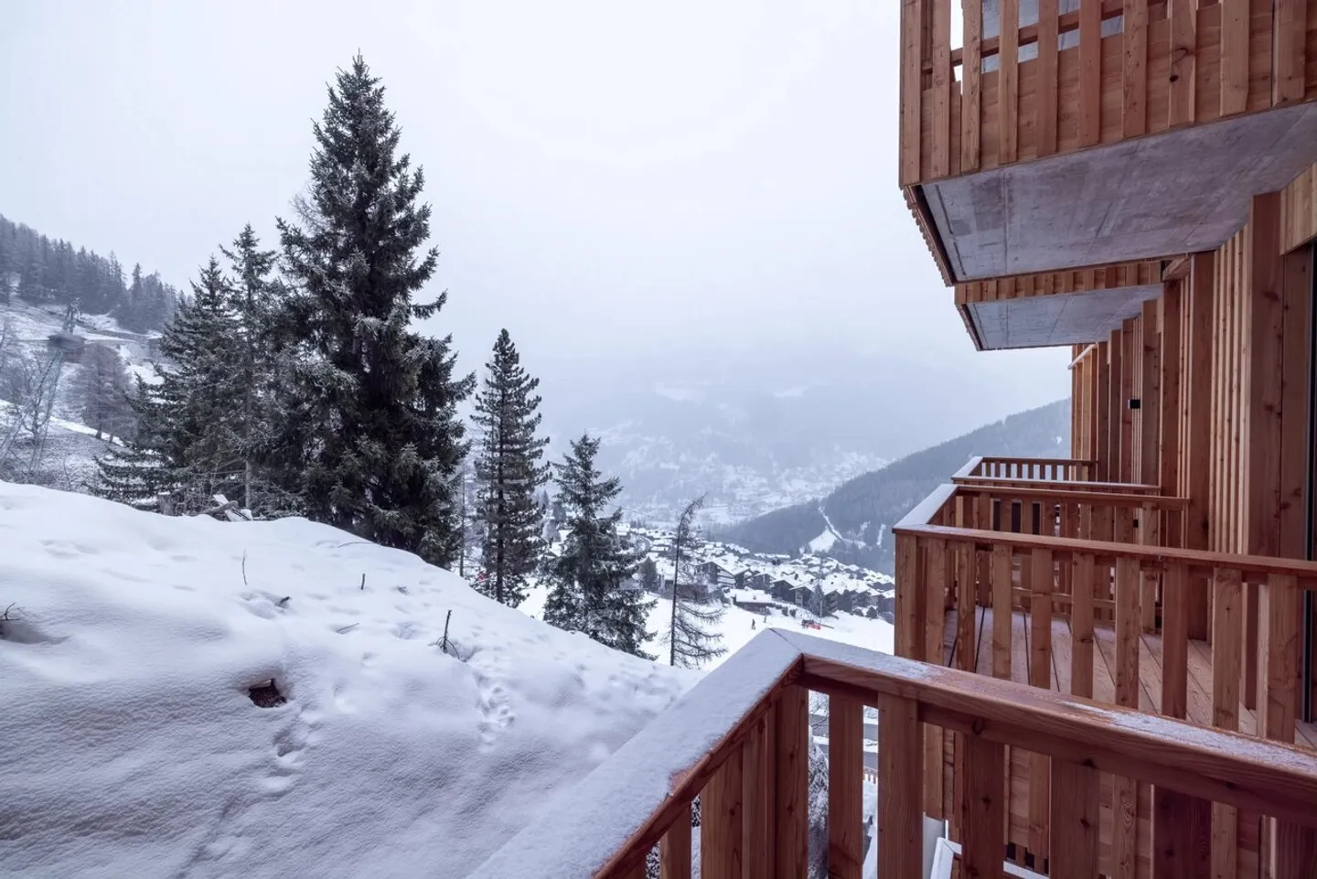 Letzte Möglichkeiten - Ski-in/Ski-out und zeitgenössischer Charme - Foto 3 von 12