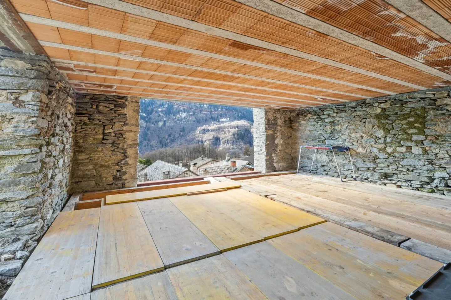 Tessiner Ensemble mit 8'475 m² Land - Foto 16 von 24