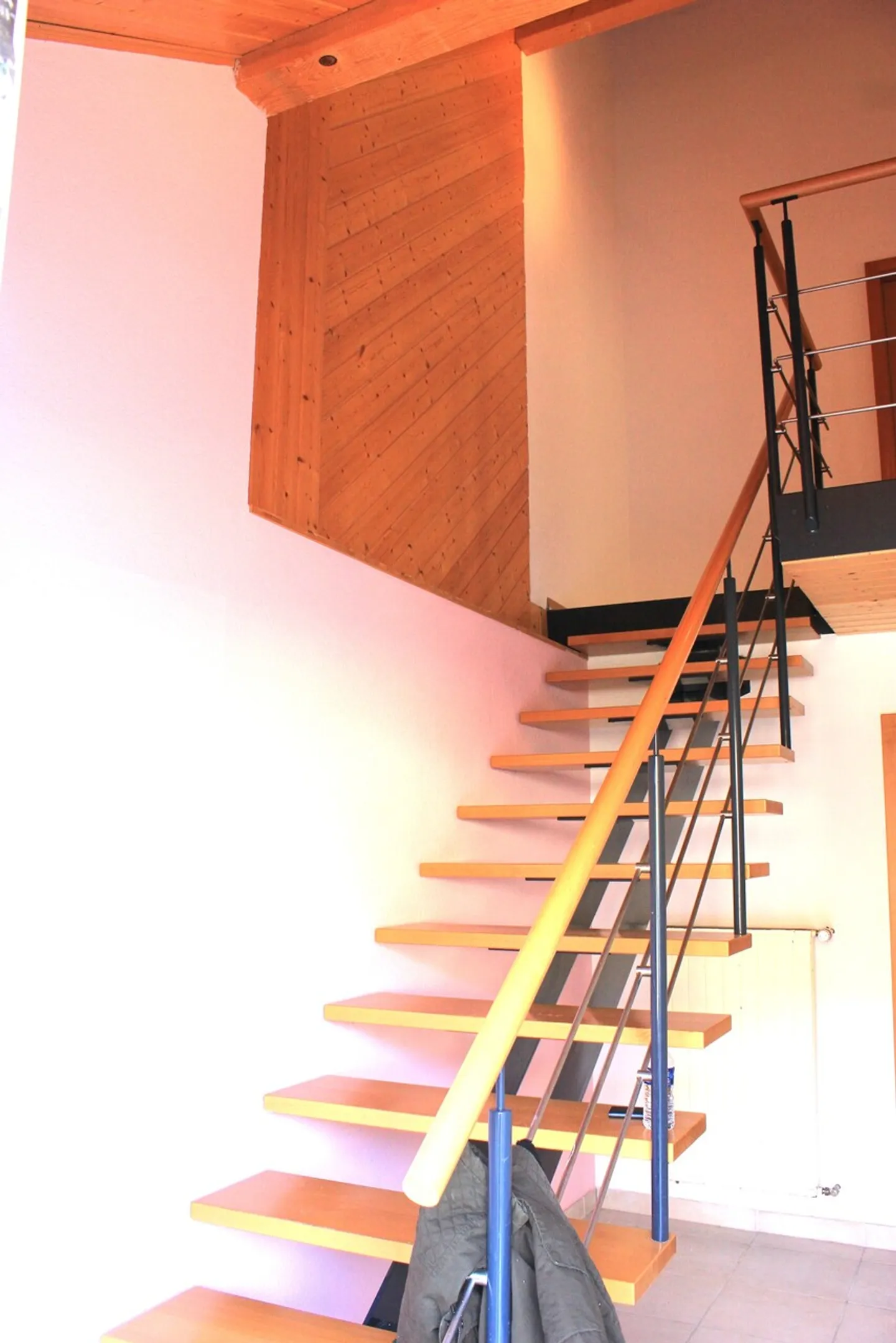 «Miethaus bestehend aus 2 renovierten Wohnungen» - Foto 9 von 17