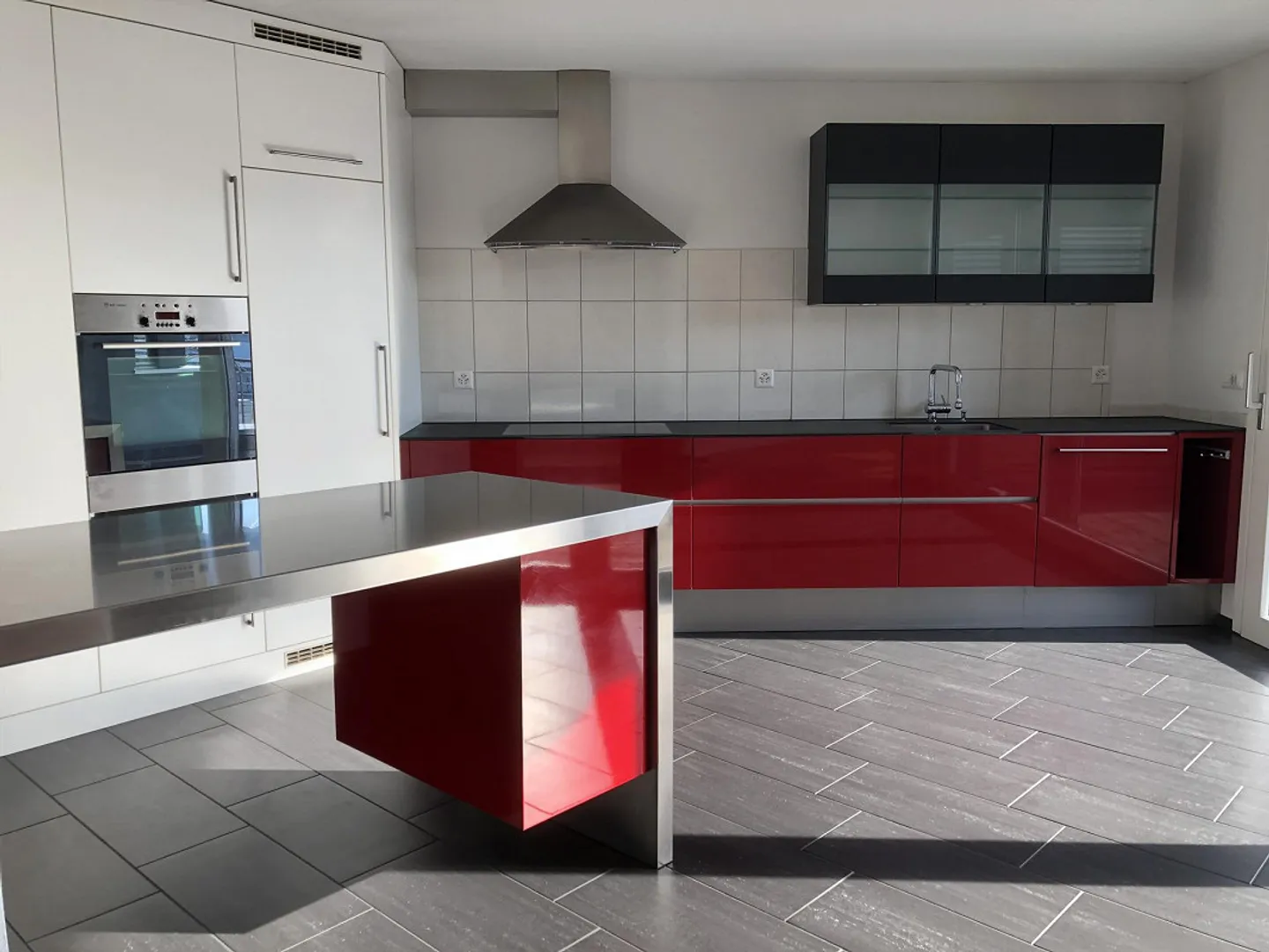 Geräumige Wohnung mit Balkon - Foto 2 von 11