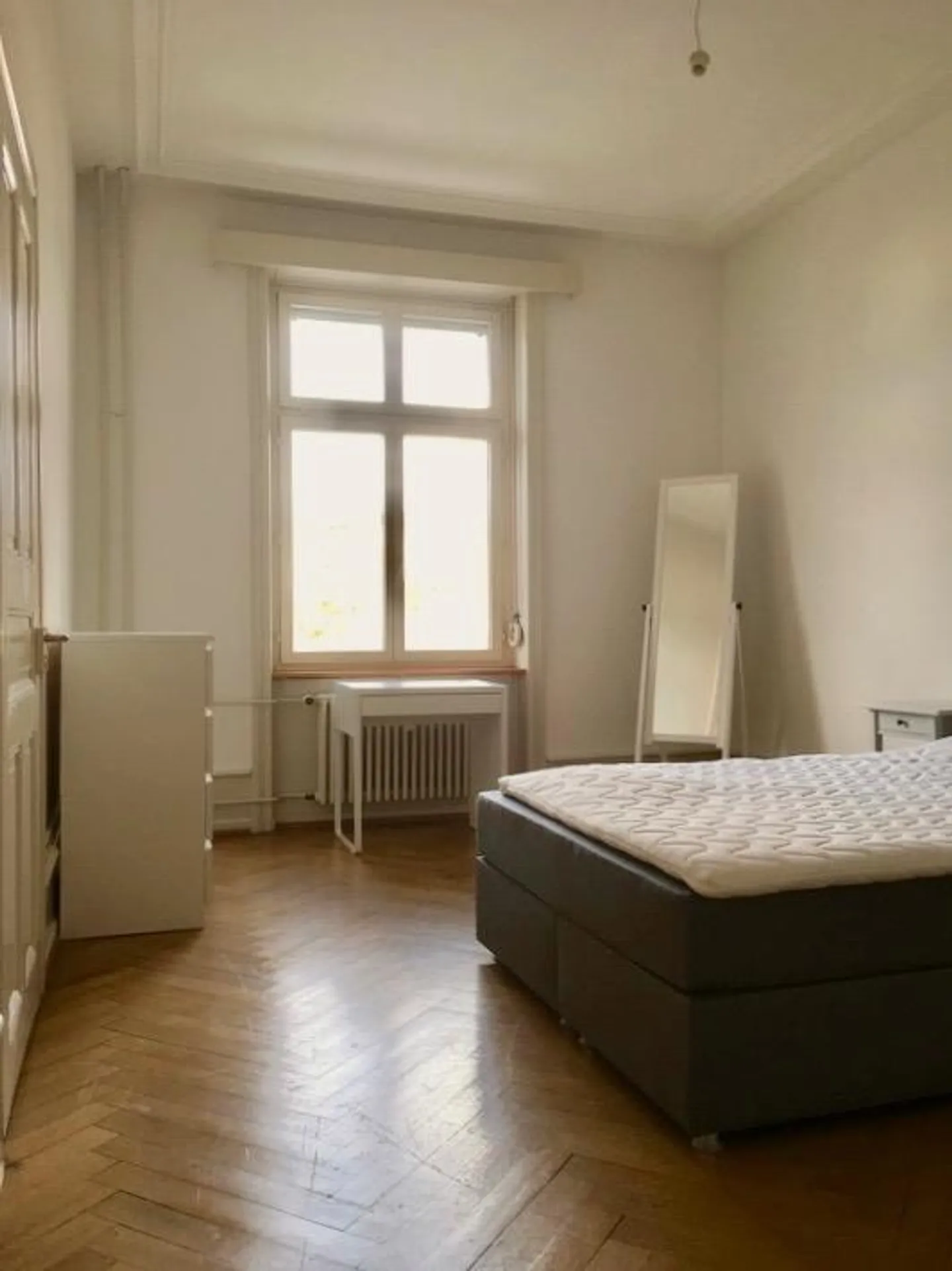 Chambre partagée élégamment meublée à Bâle - Photo 1 sur 9