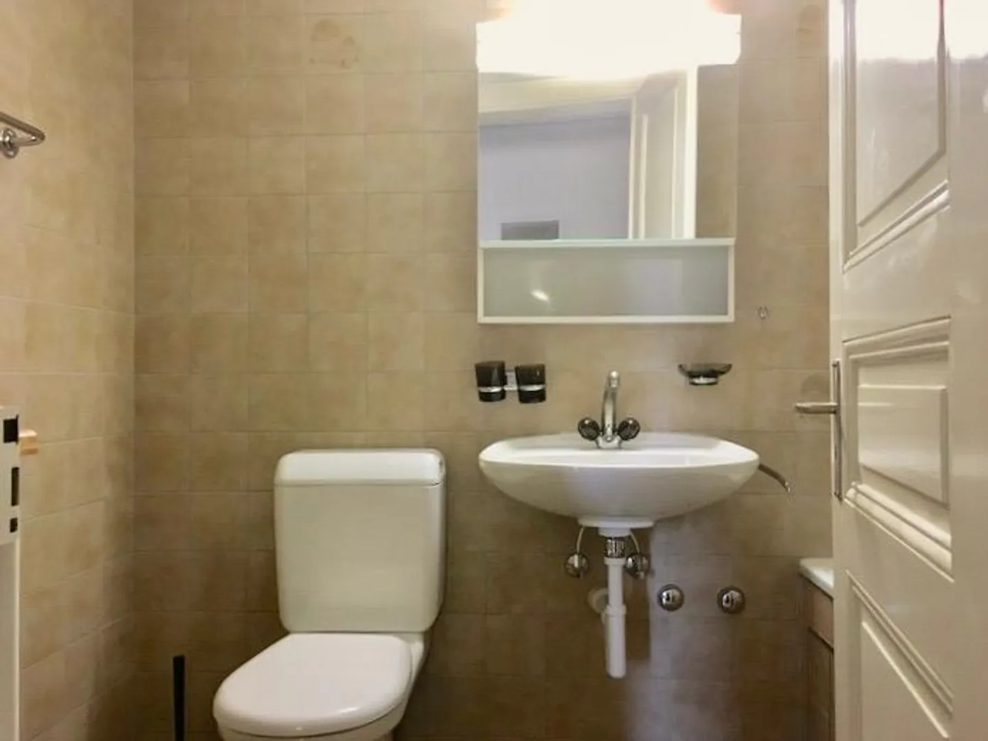 Chambre partagée élégamment meublée à Bâle - Photo 5 sur 9